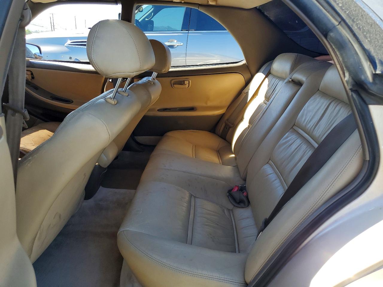 1993 Lexus Es 300 Gold vin: JT8VK13T6P0226340