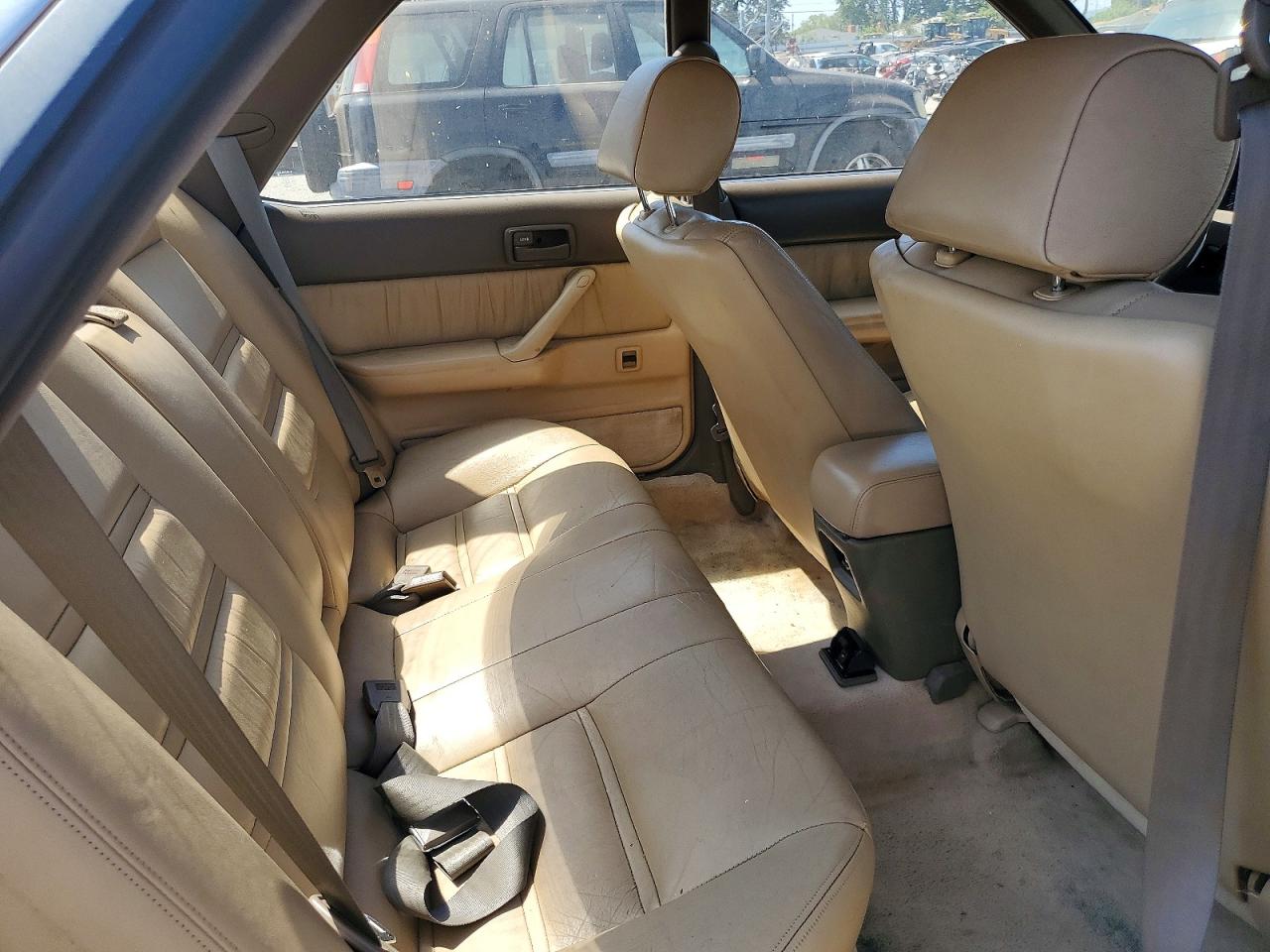1990 Lexus Es 250 Base White vin: JT8VV22T7L0115353
