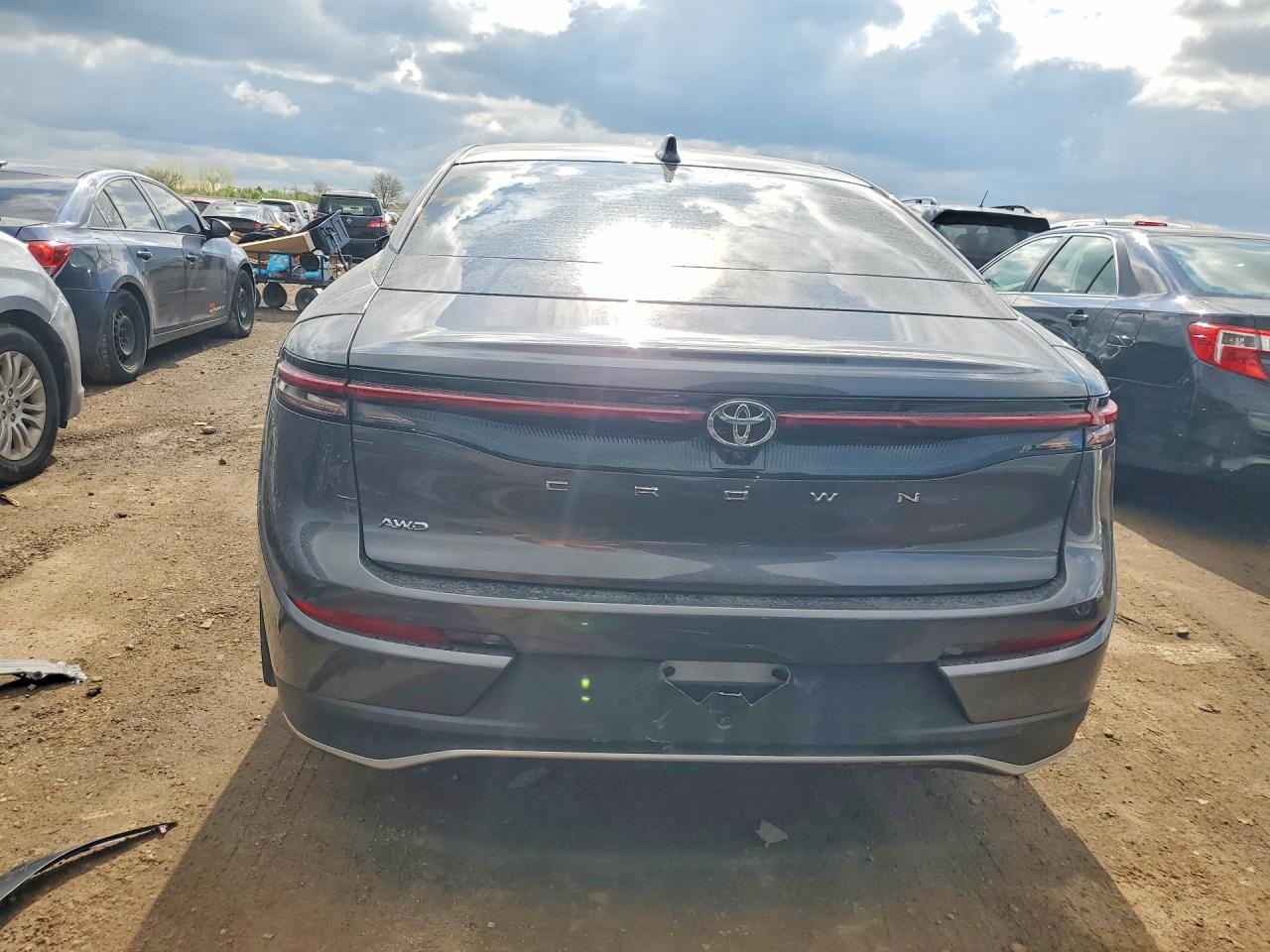 2023 Toyota Crown Xle Gray vin: JTDAAAAF2P3014324