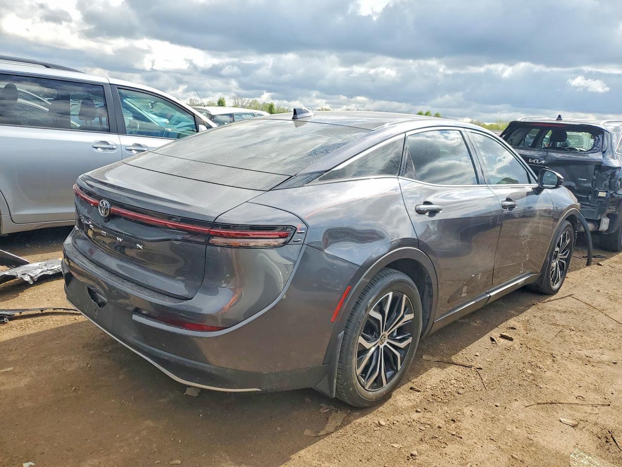 2023 Toyota Crown Xle Gray vin: JTDAAAAF2P3014324
