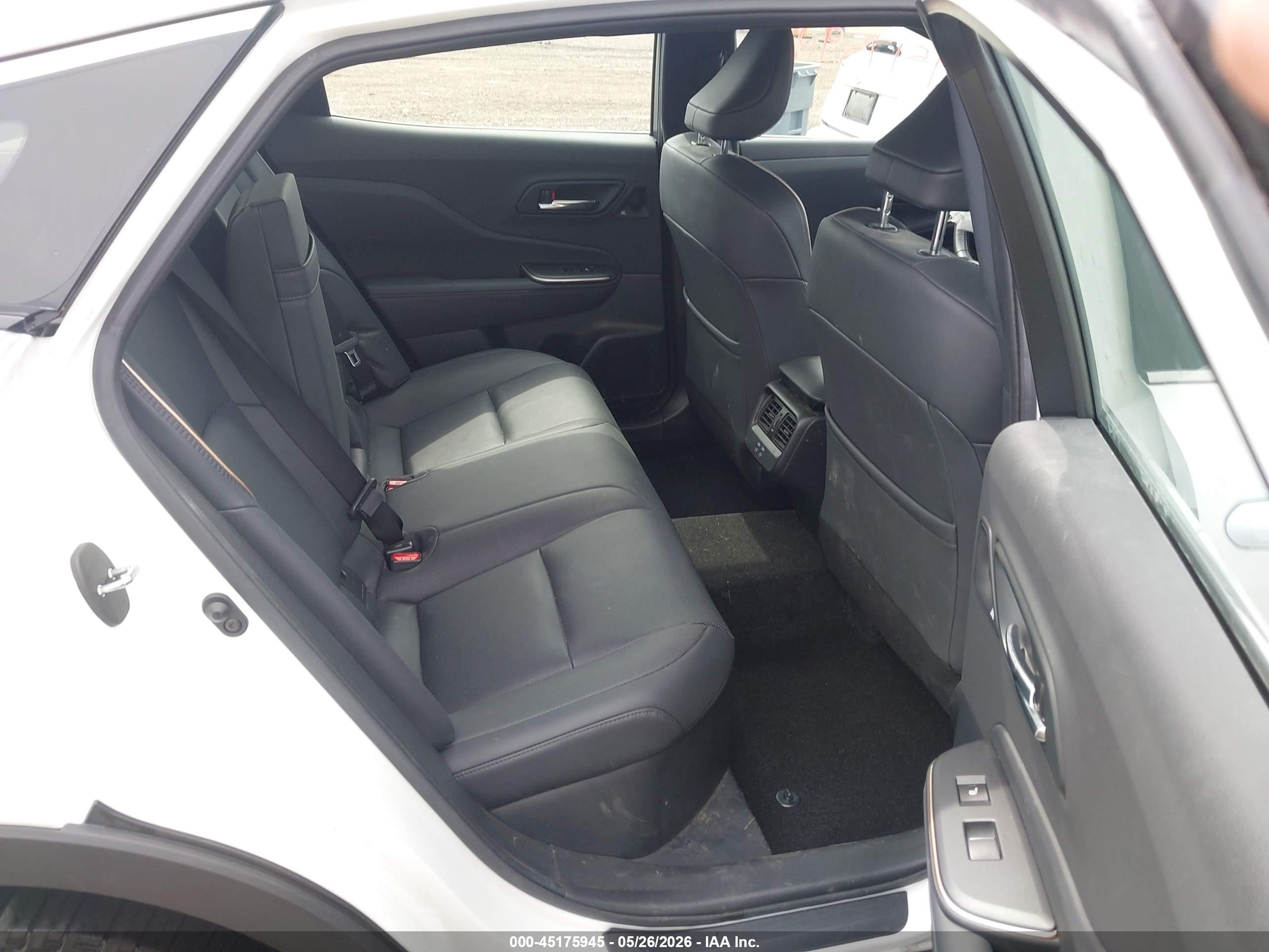 2023 Toyota Crown Limited White vin: JTDAAAAF4P3013725