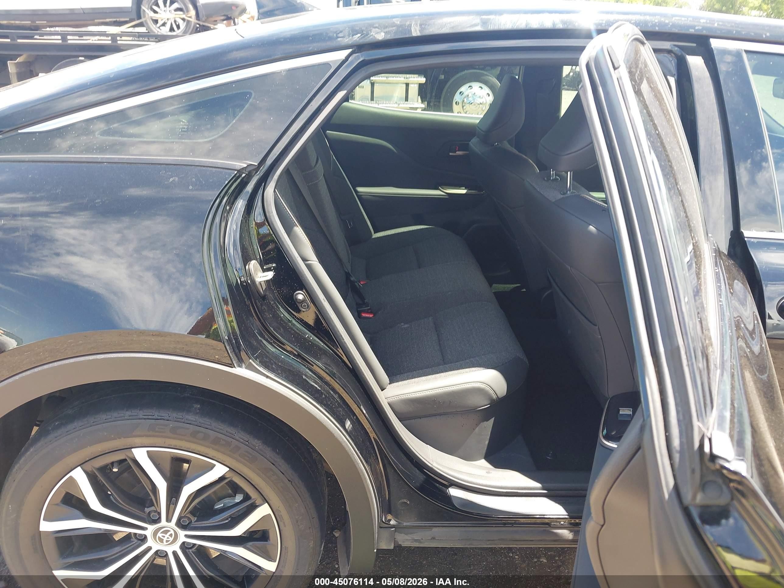 2024 Toyota Crown Xle Черный vin: JTDAAAAFXR3018656