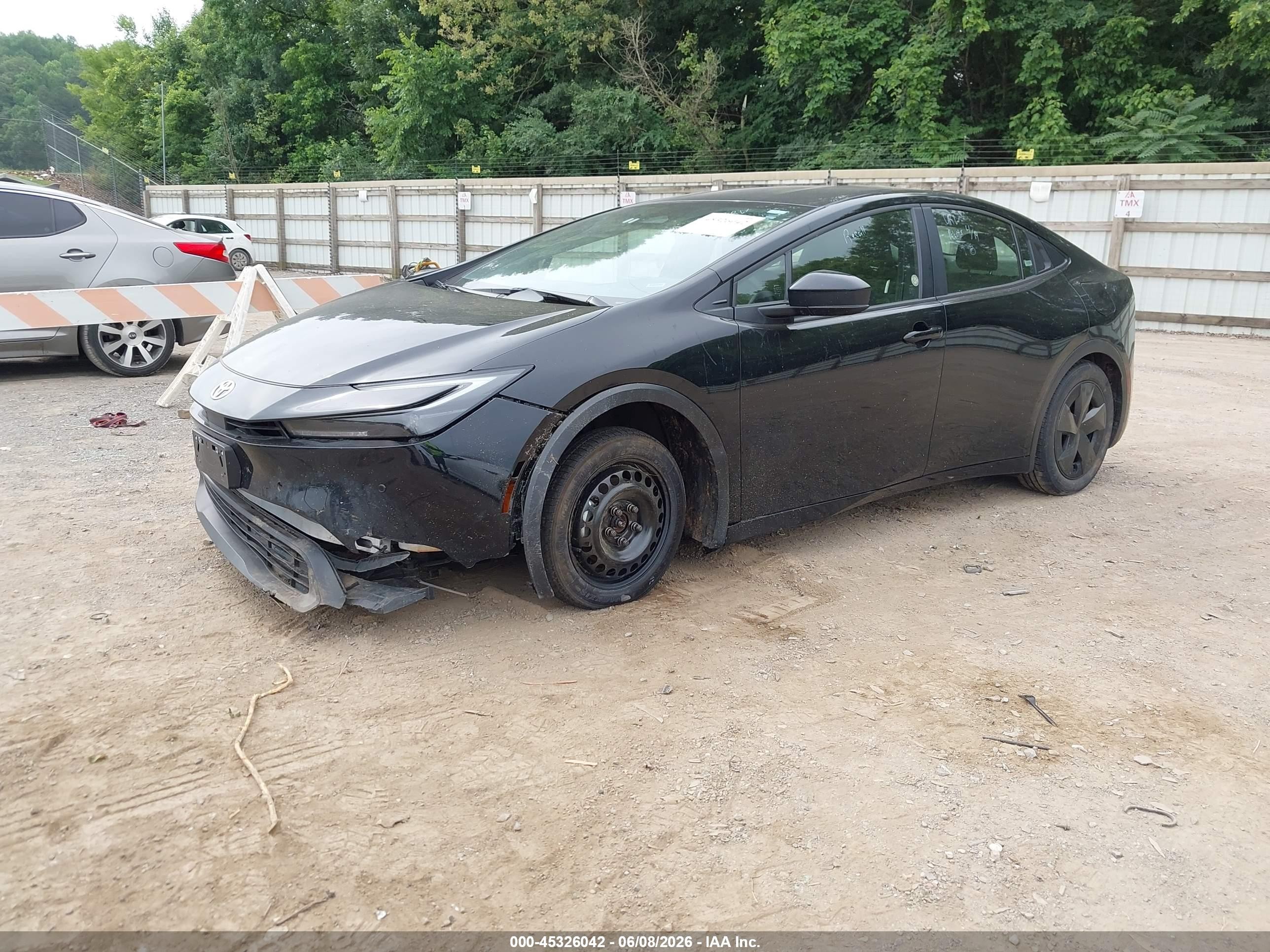 2025 Toyota Prius Le Черный vin: JTDACAAU1S3060664