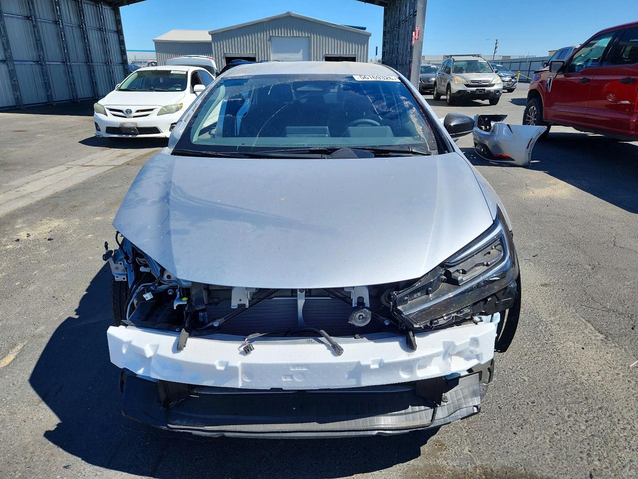 2025 Toyota Prius Xle Серебряный vin: JTDACAAU3S3059242