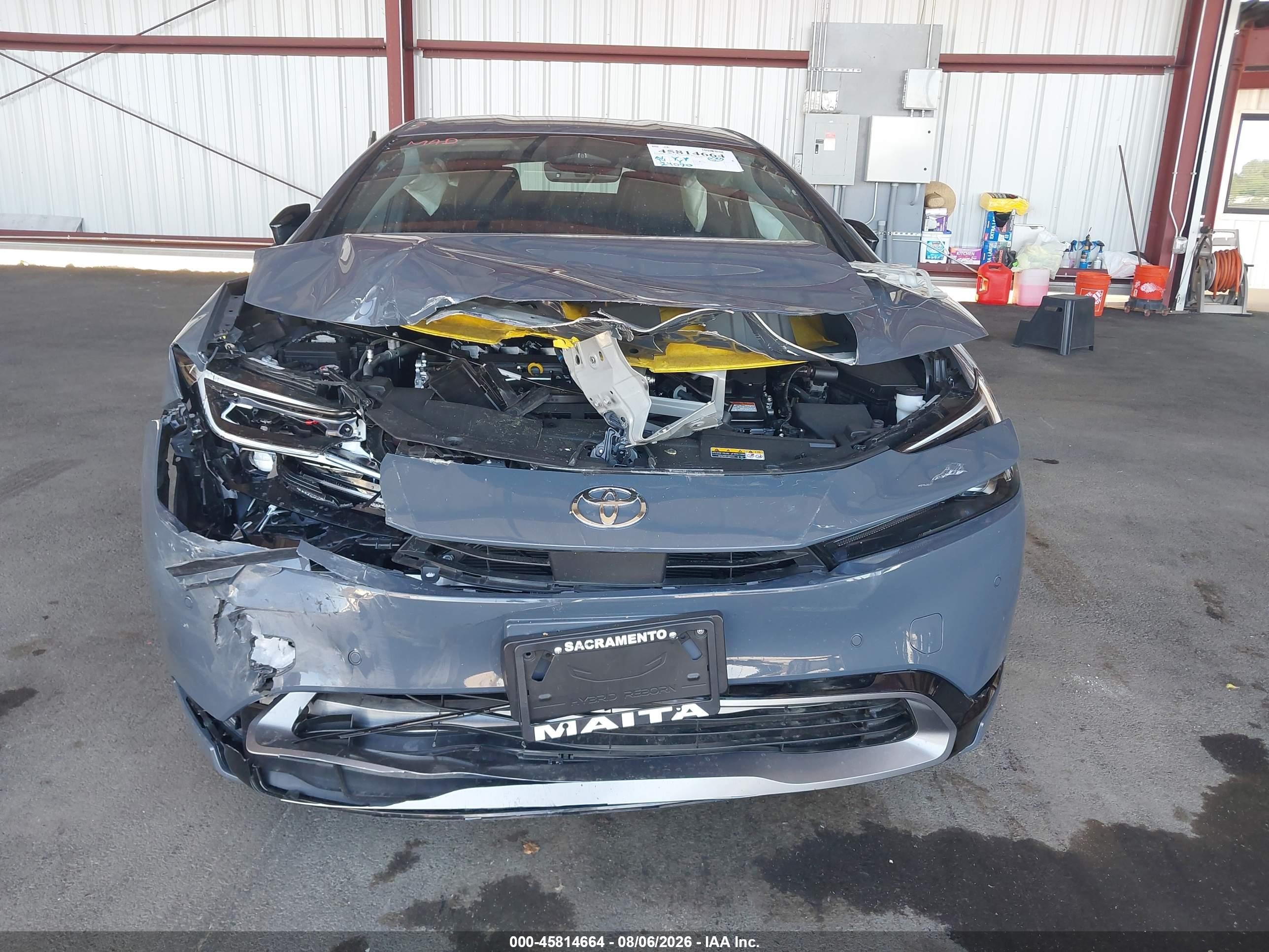2026 Toyota Prius Xle Gray vin: JTDACAAU3T3078598