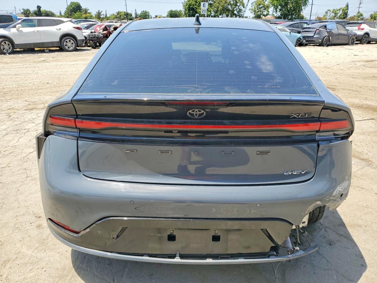 2023 Toyota Prius Xle Серый vin: JTDACAAU6P3005750