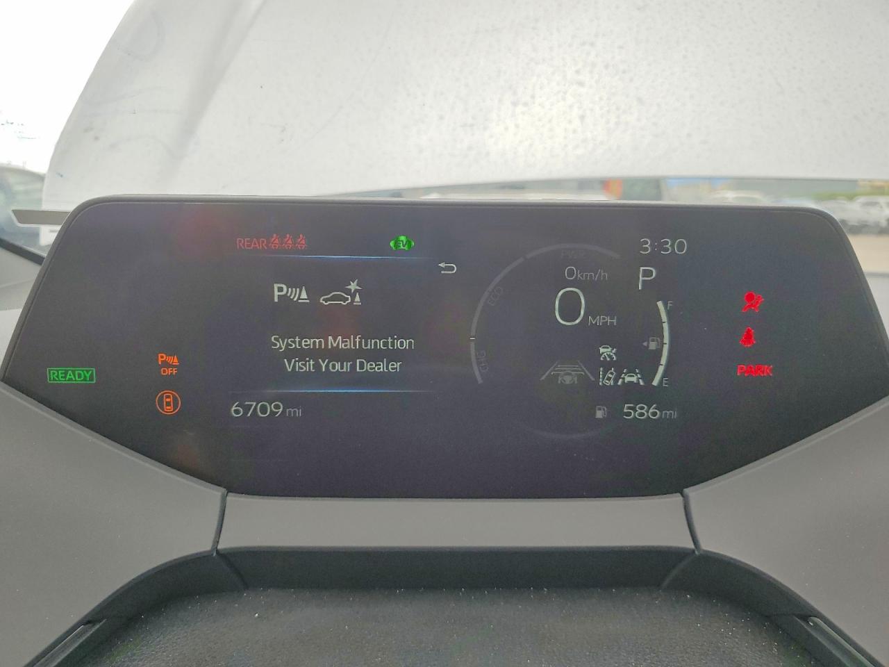 2026 Toyota Prius Le Gray vin: JTDACAAU6T3075422