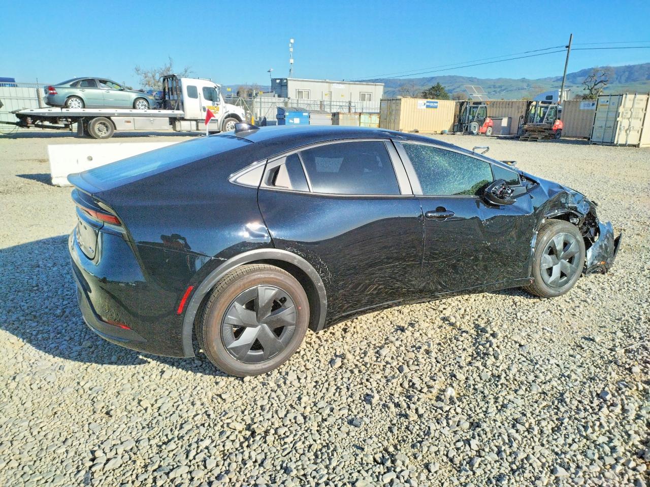 2026 Toyota Prius Le Black vin: JTDACAAU9T3066634