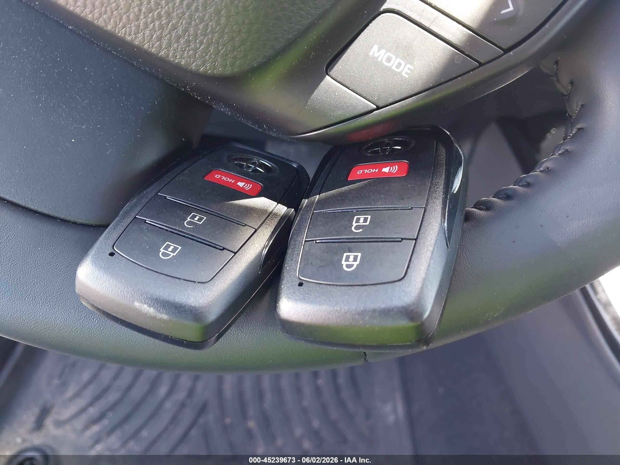 2026 Toyota Prius Le Black vin: JTDACAAUXT3075505