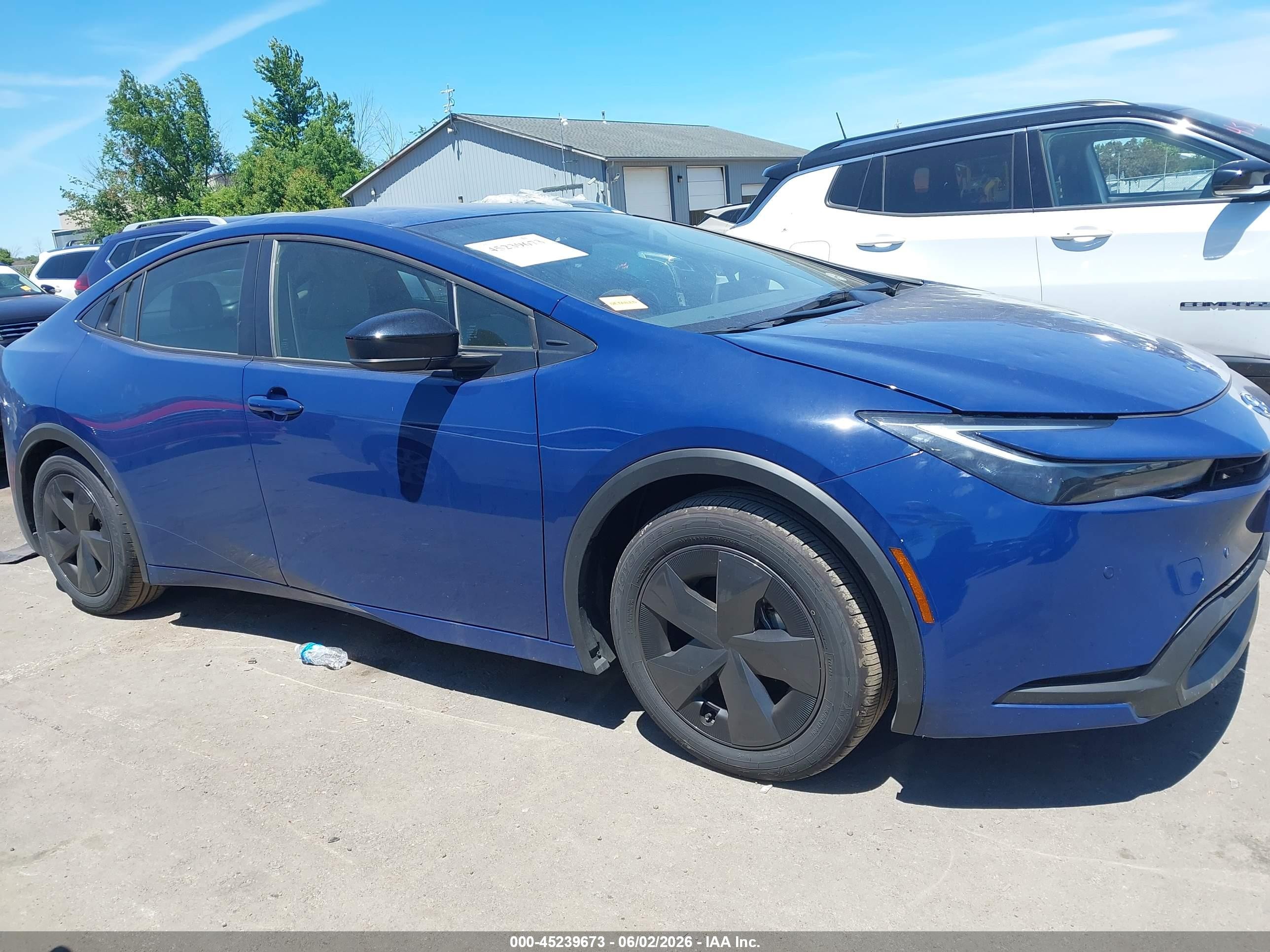 2026 Toyota Prius Le Black vin: JTDACAAUXT3075505