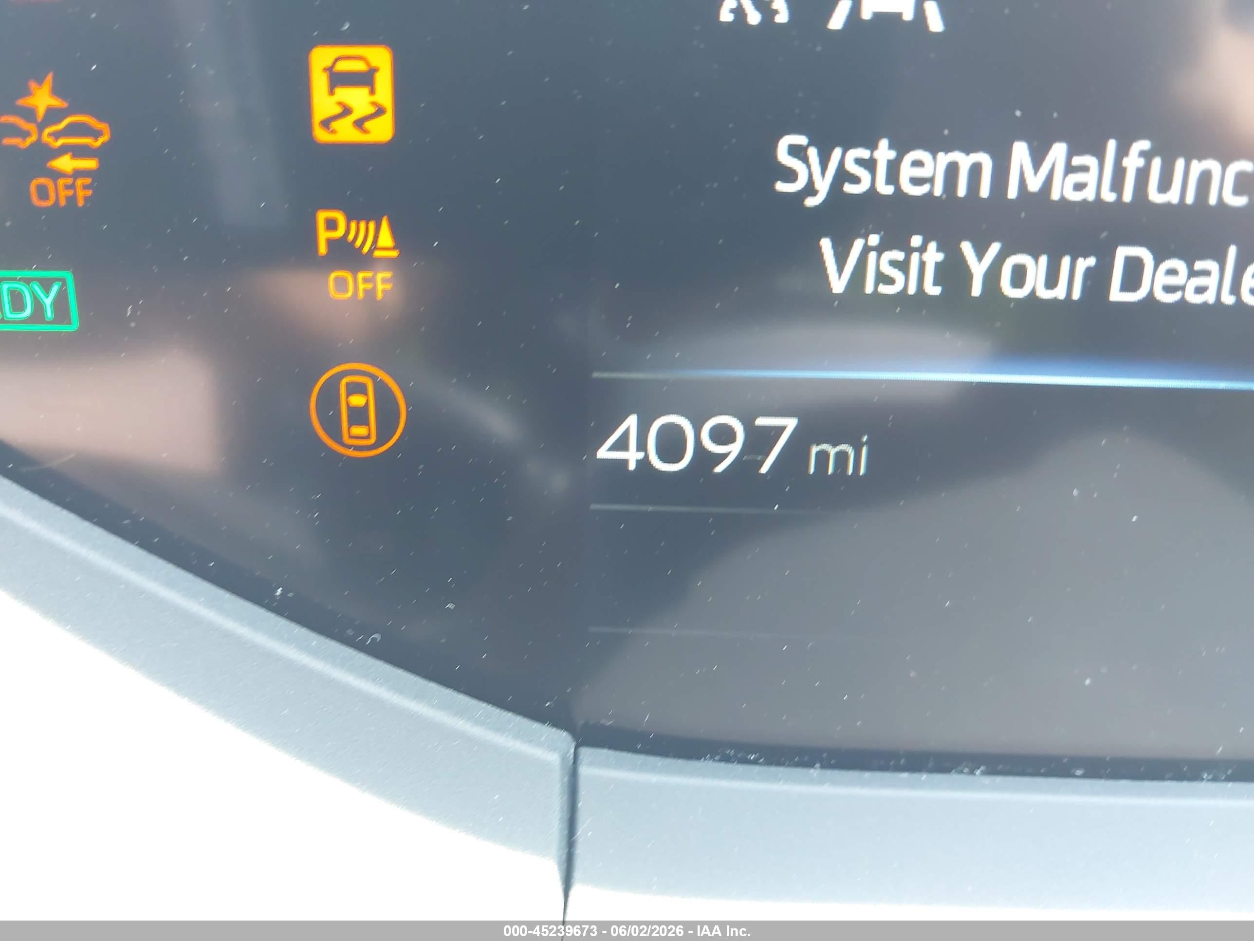 2026 Toyota Prius Le Black vin: JTDACAAUXT3075505