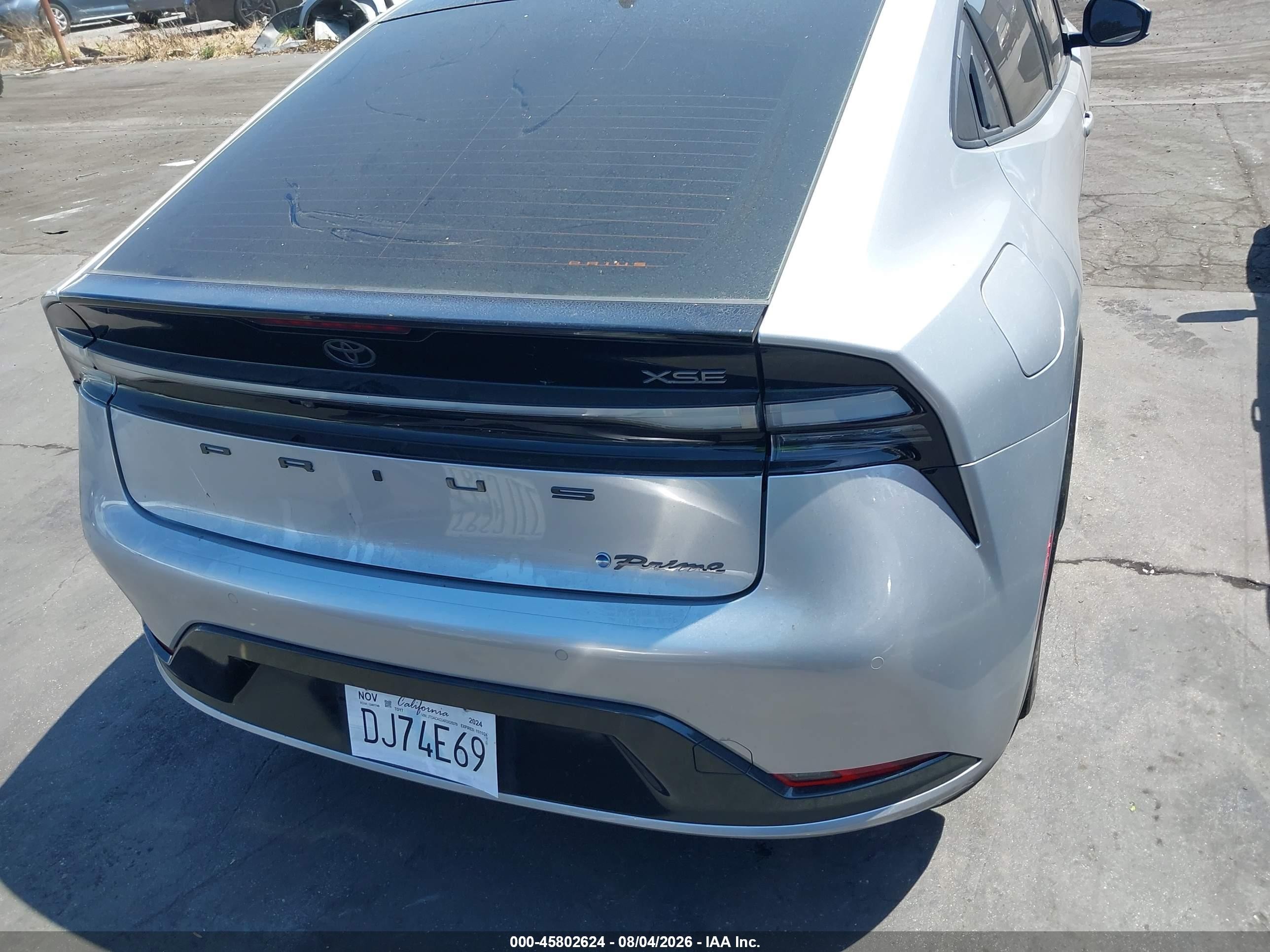 2024 Toyota Prius Prime Xse Silver vin: JTDACACU4R3025379