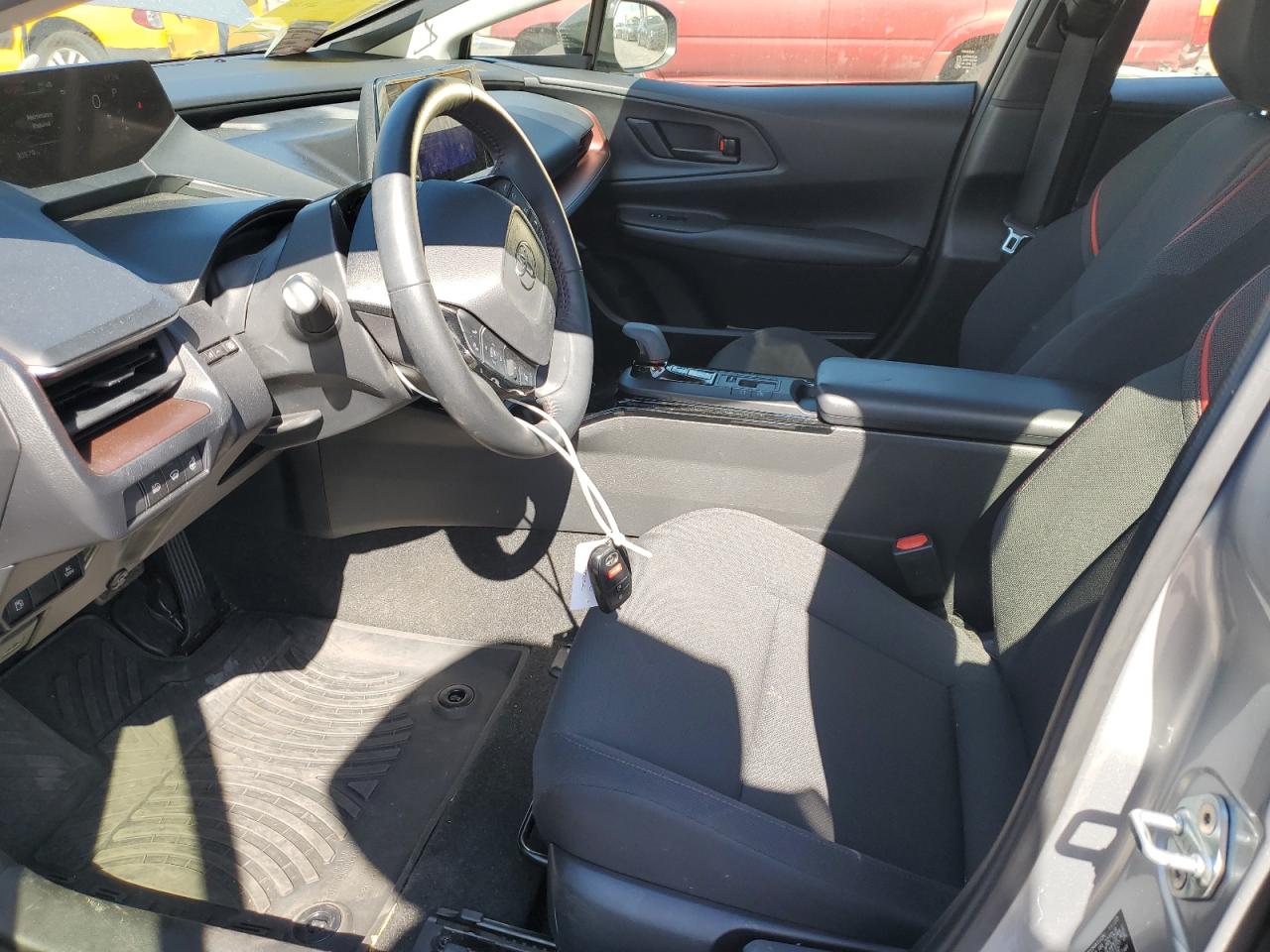 2024 Toyota Prius Prime Se Silver vin: JTDACACU8R3014689