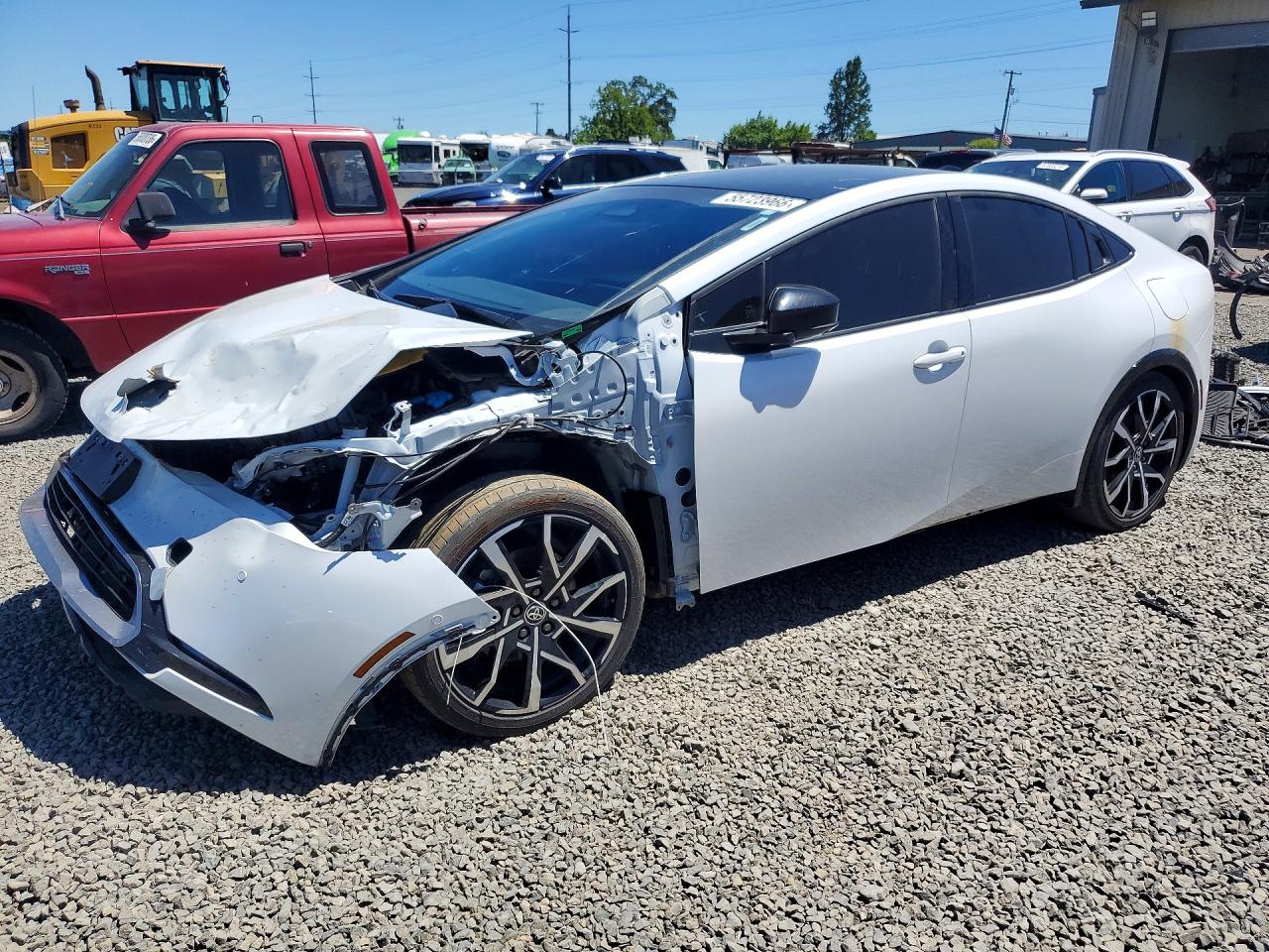 2024 Toyota Prius Prime Xse Premium White vin: JTDACACU8R3034747