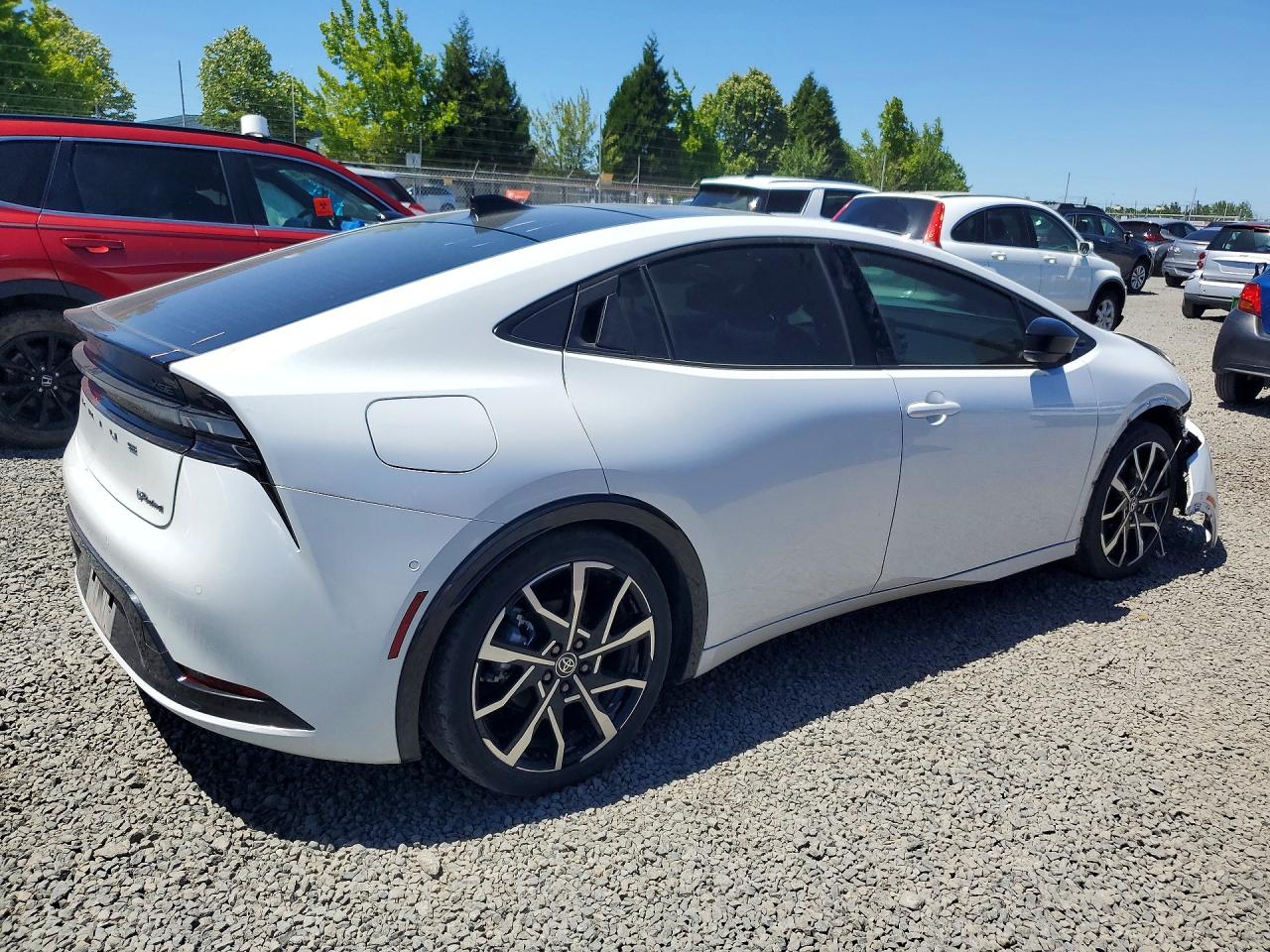2024 Toyota Prius Prime Xse Premium White vin: JTDACACU8R3034747