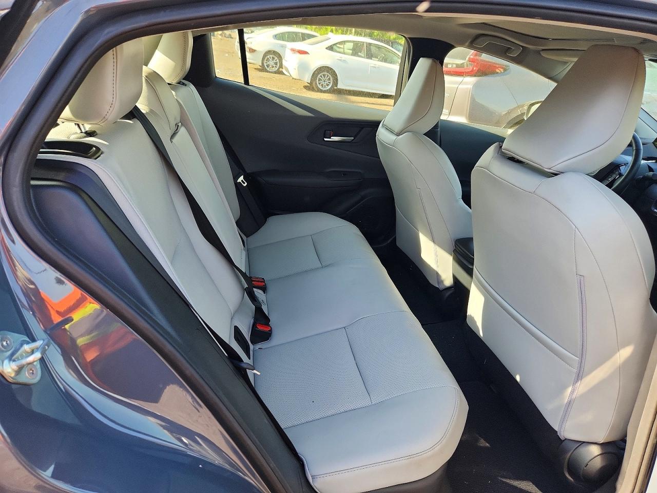 2024 Toyota Prius Xle Серый vin: JTDADABU6R3012714