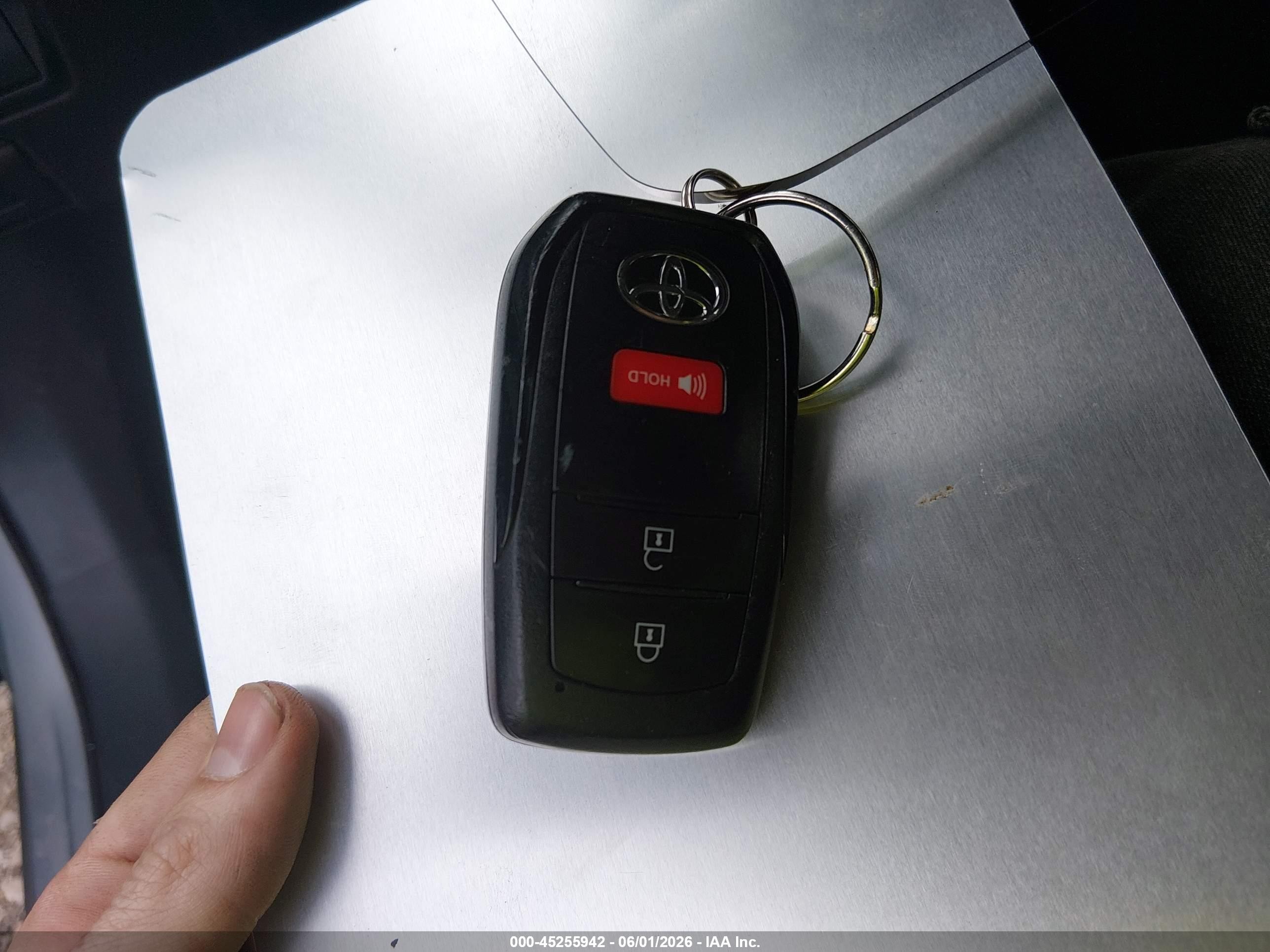 2024 Toyota Prius Le Awd-e Серый vin: JTDADABU7R3009109