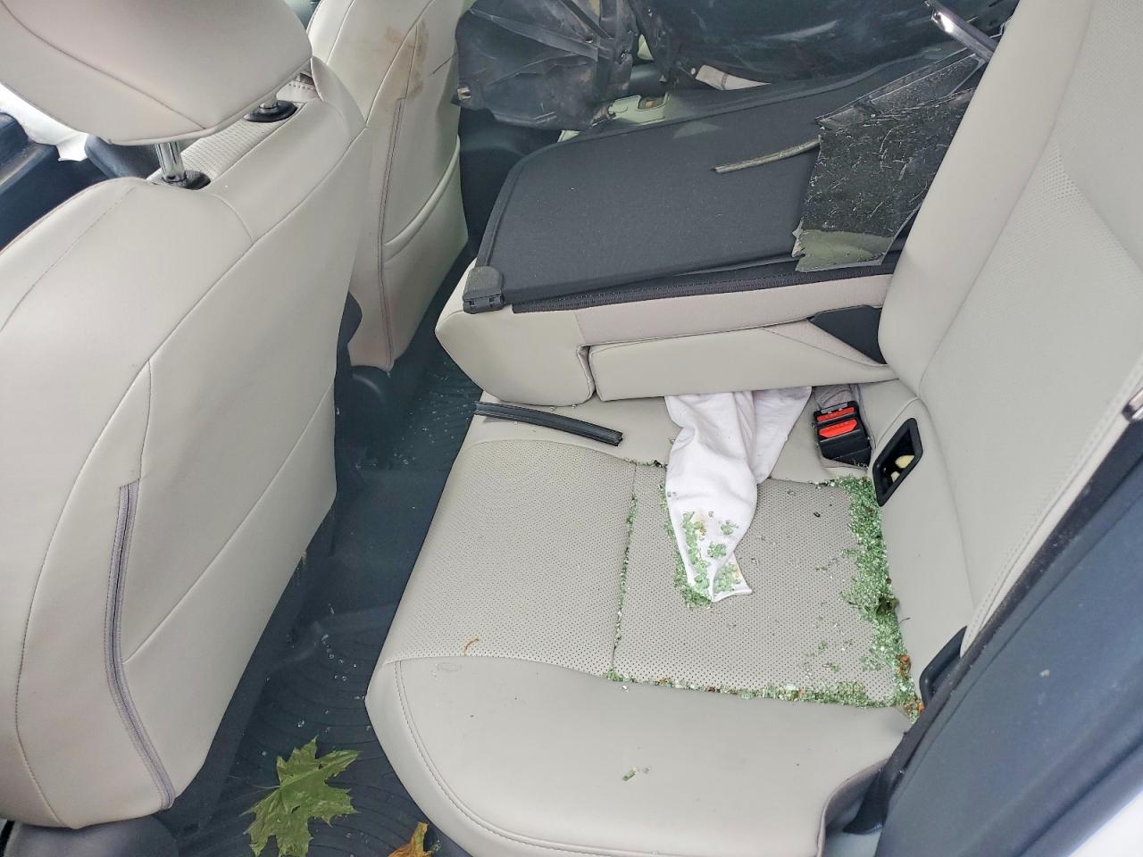 2024 Toyota Prius Limited White vin: JTDADABUXR3018869