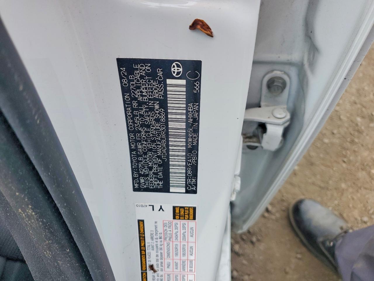 2024 Toyota Prius Limited White vin: JTDADABUXR3018869