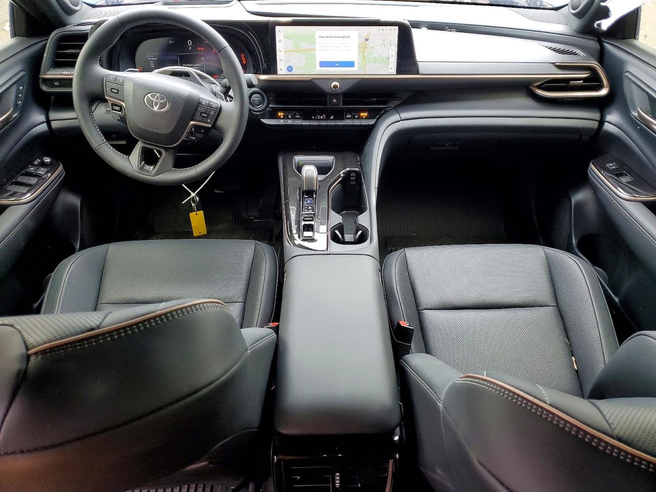 2026 Toyota Crown Platinum Желто-коричневый vin: JTDAFAAF9T3013991