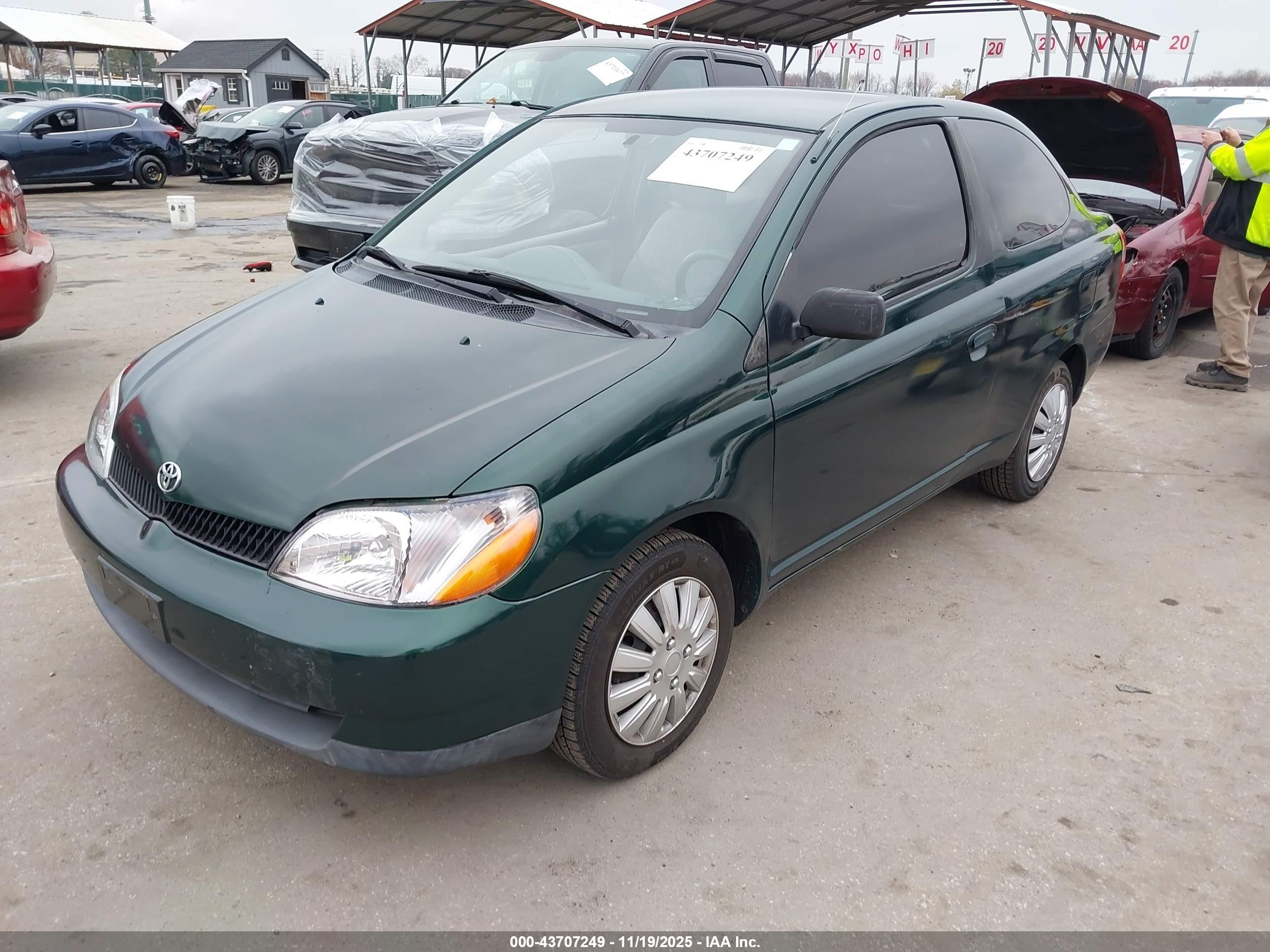 2002 Toyota Echo   Green vin: JTDAT123020211582
