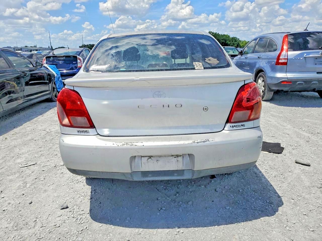 2001 Toyota Echo Base Silver vin: JTDAT123110100876