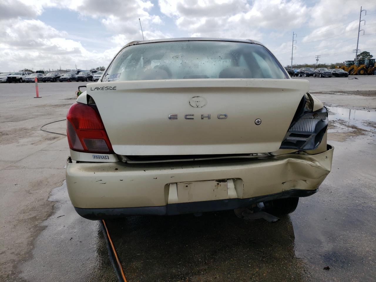 Price & History 2002 Toyota Echo 1.5l 4 vin: JTDAT123220230053