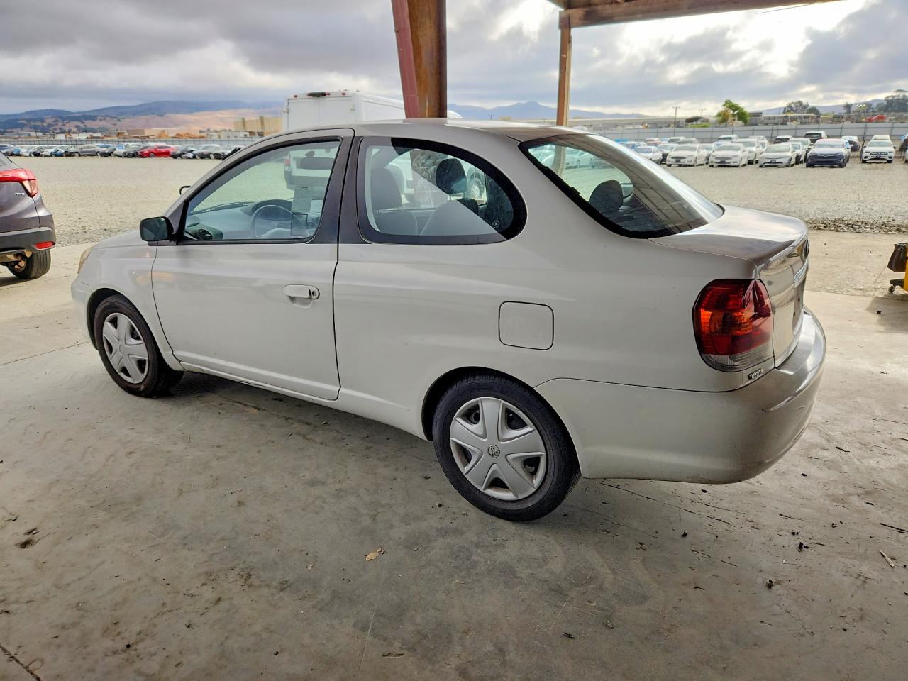 2003 Toyota Echo Base Белый vin: JTDAT123430272791