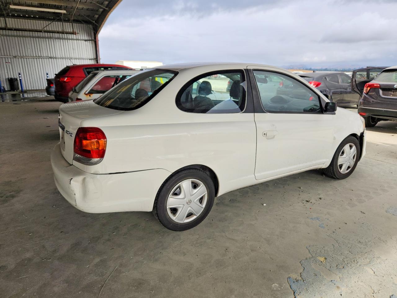 2003 Toyota Echo Base Белый vin: JTDAT123430272791