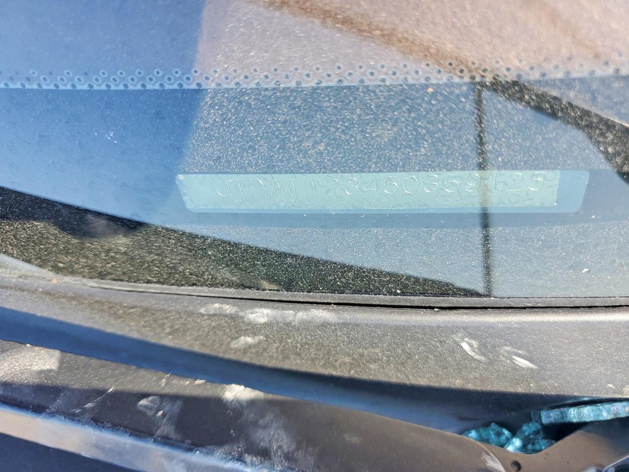 2005 Toyota Echo Base Blue vin: JTDAT123450359125