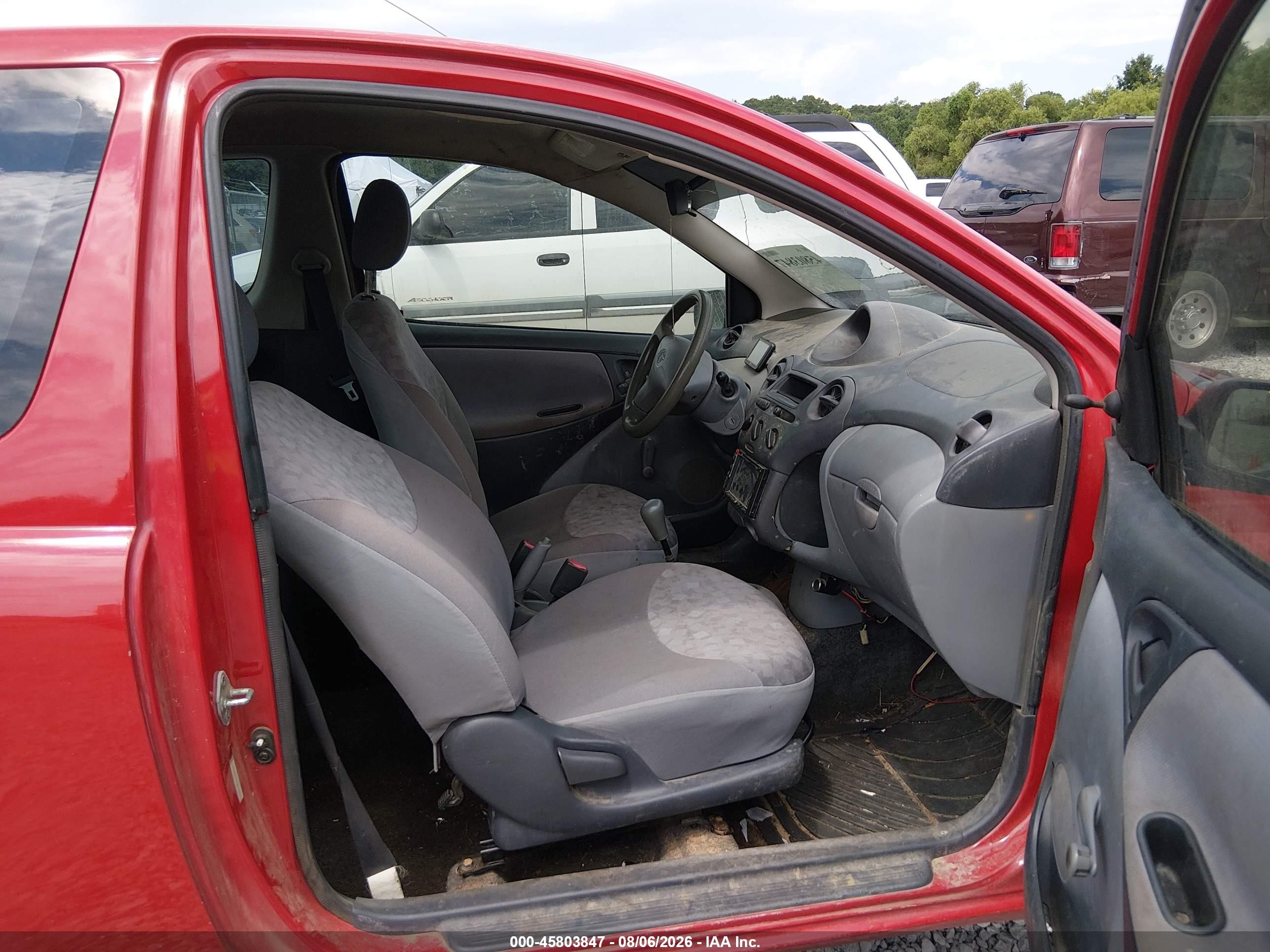 2001 Toyota Echo   Red vin: JTDAT123510146064