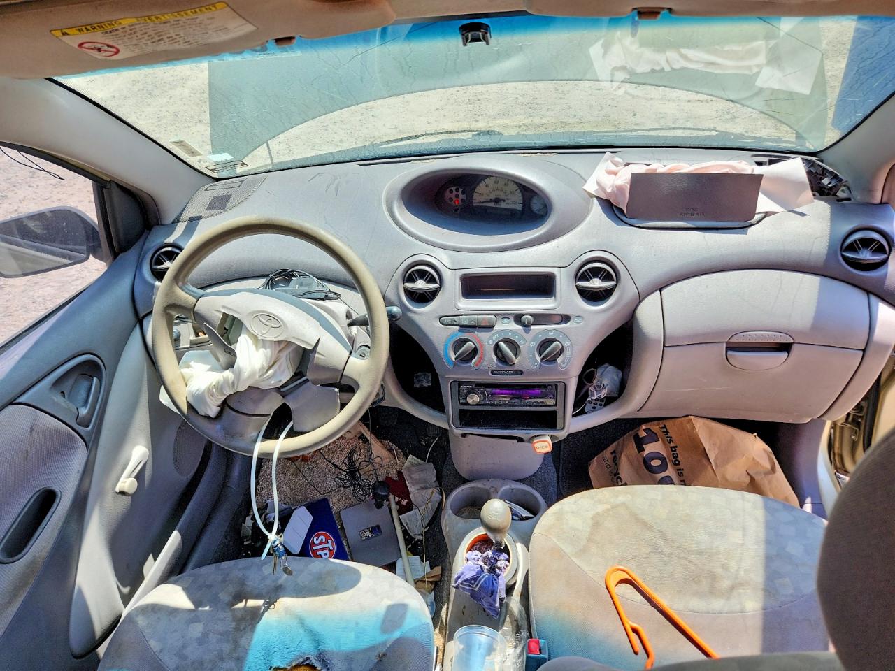 2001 Toyota Echo Base Золотой vin: JTDAT123510158182