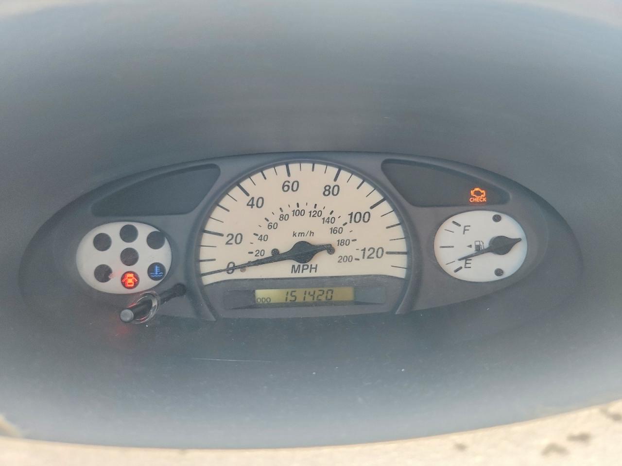 2003 Toyota Echo Base Белый vin: JTDAT123530278471