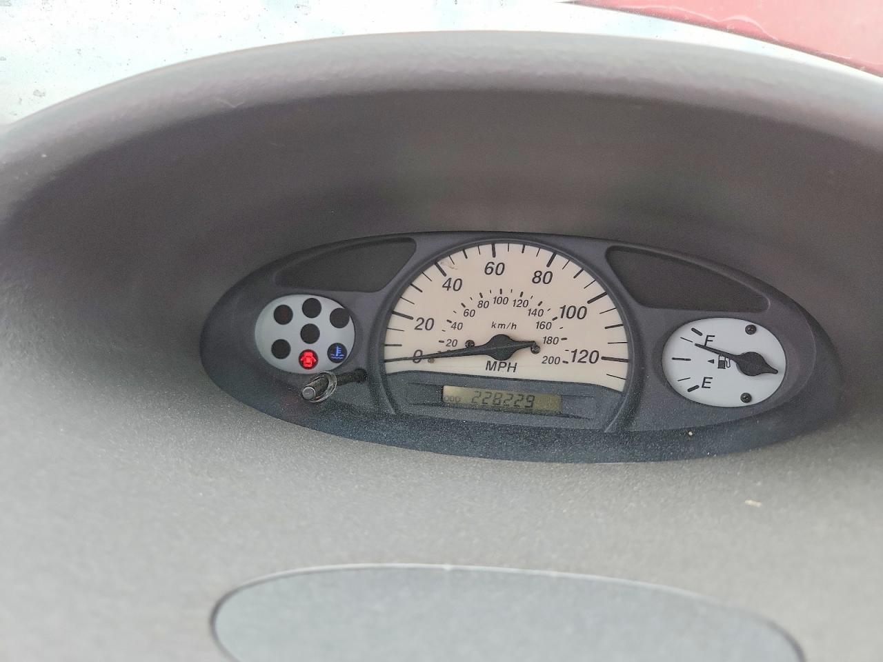 2001 Toyota Echo Base Red vin: JTDAT123710129413