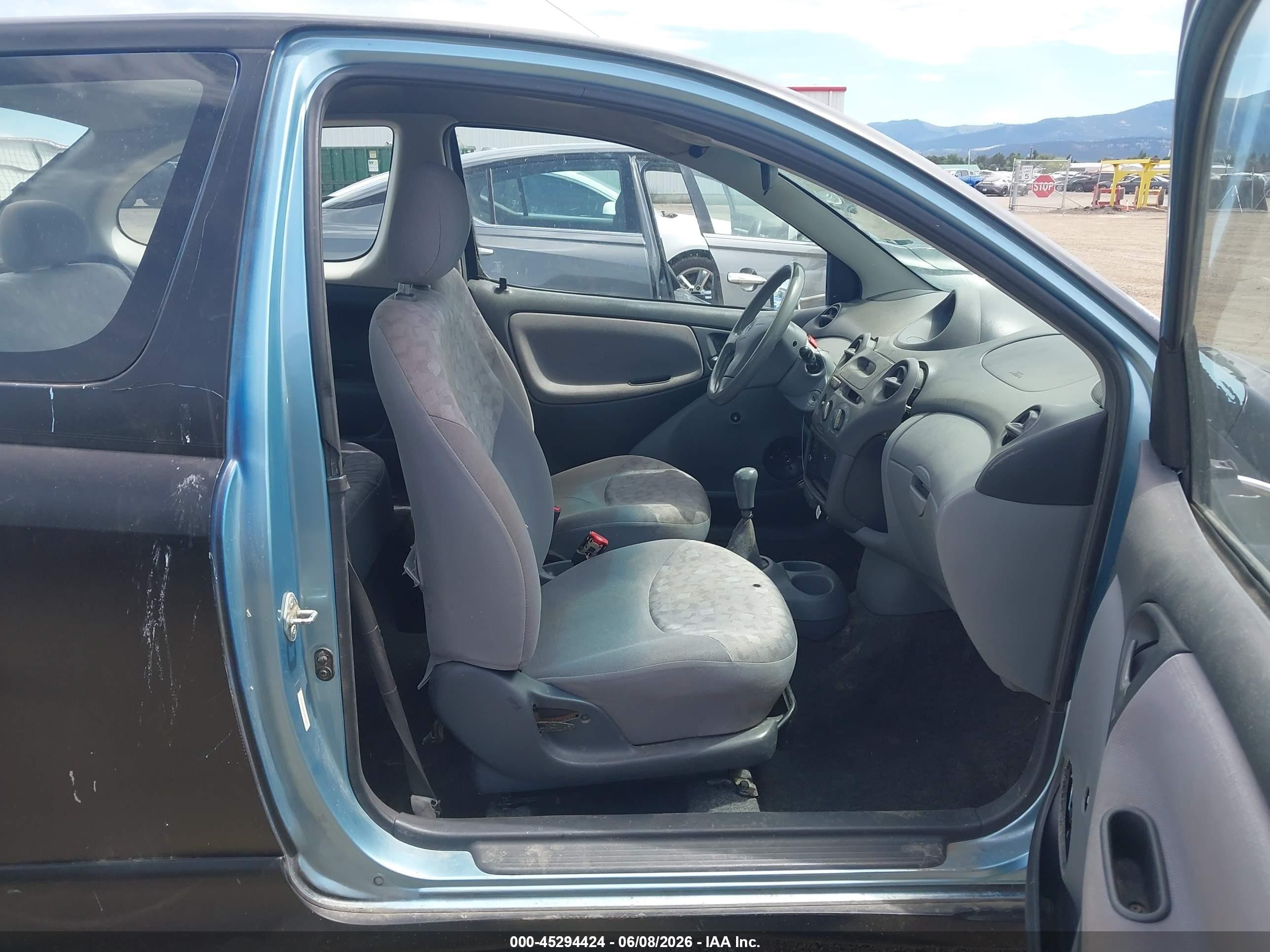 2001 Toyota Echo   Black vin: JTDAT123710132151