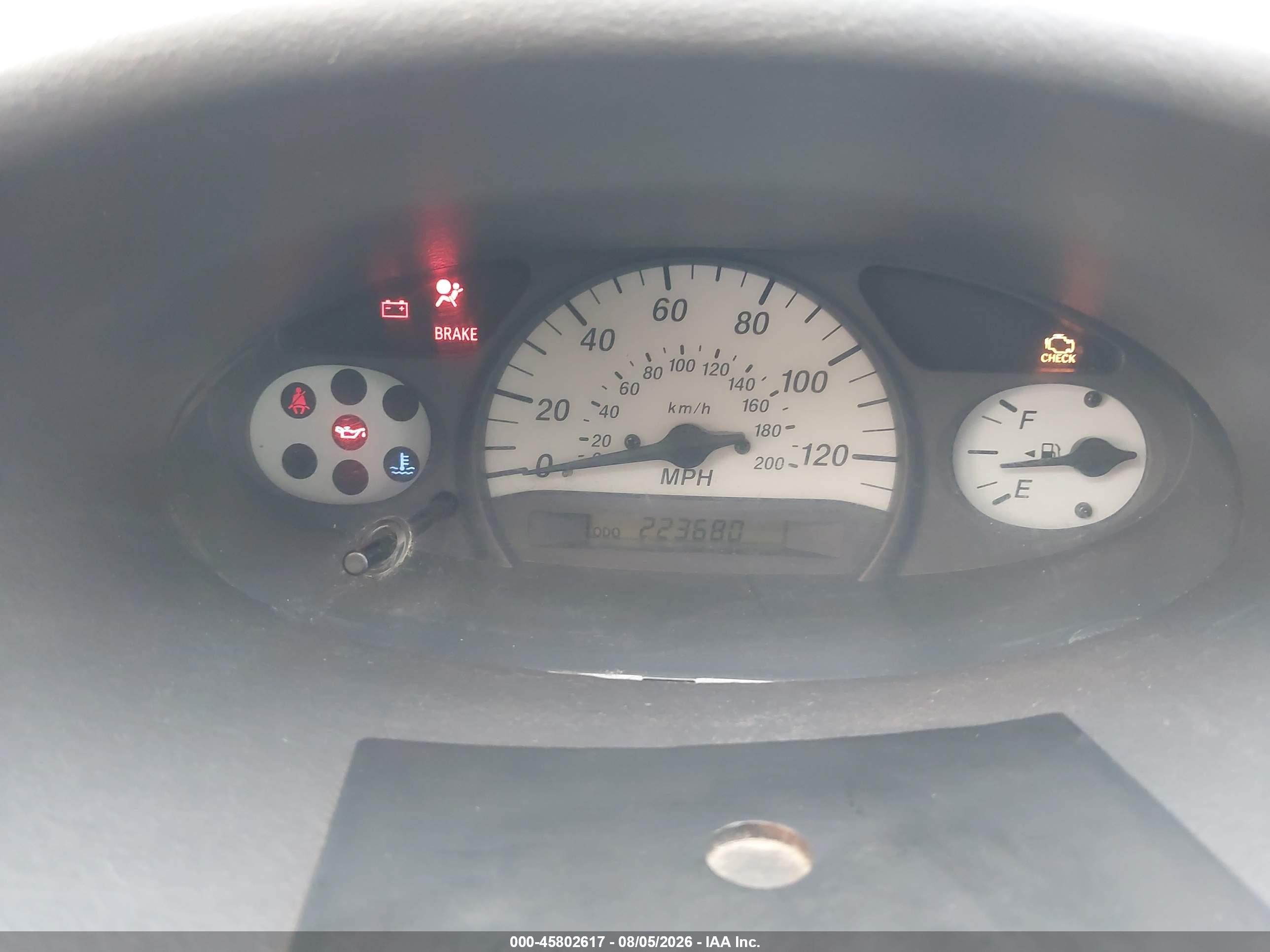 2001 Toyota Echo   Серый vin: JTDAT123710143957