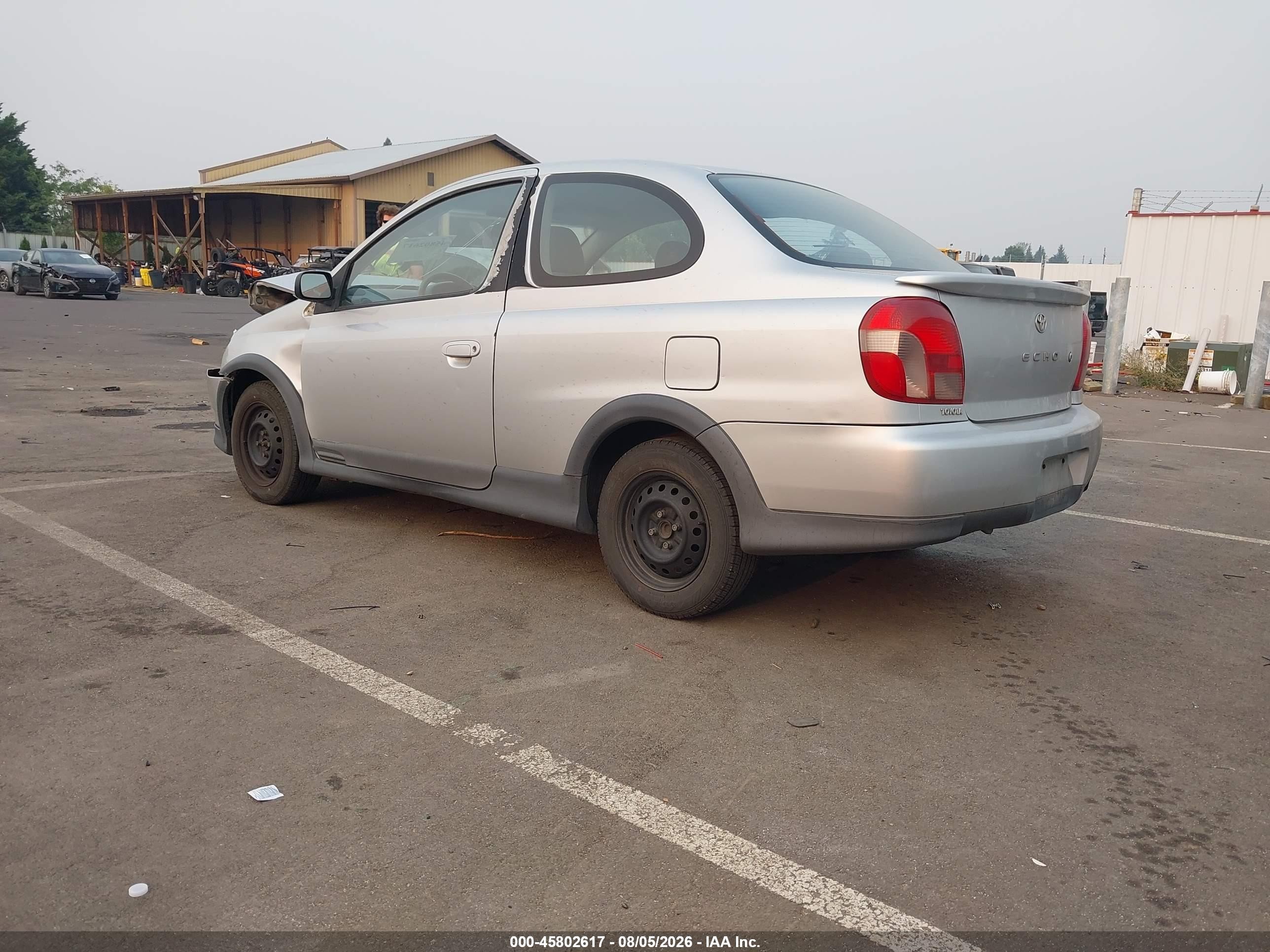 2001 Toyota Echo   Серый vin: JTDAT123710143957