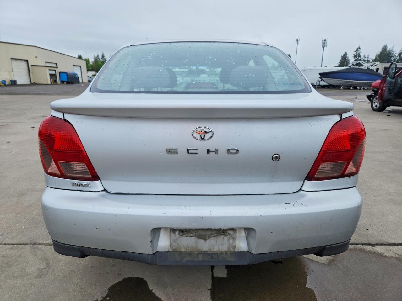 2000 Toyota Echo Base Silver vin: JTDAT1237Y0090283