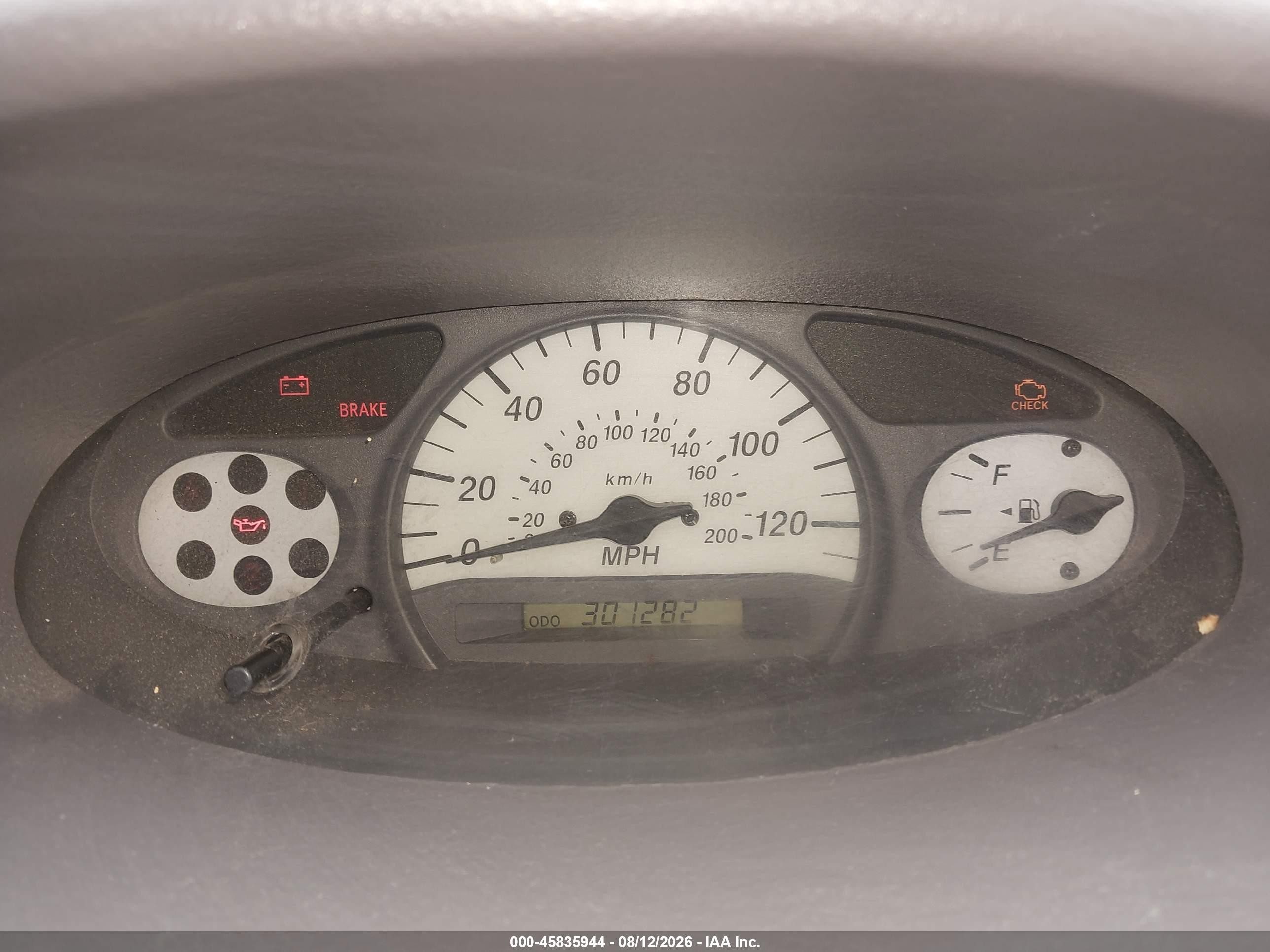 2000 Toyota Echo   White vin: JTDAT1237Y5003288