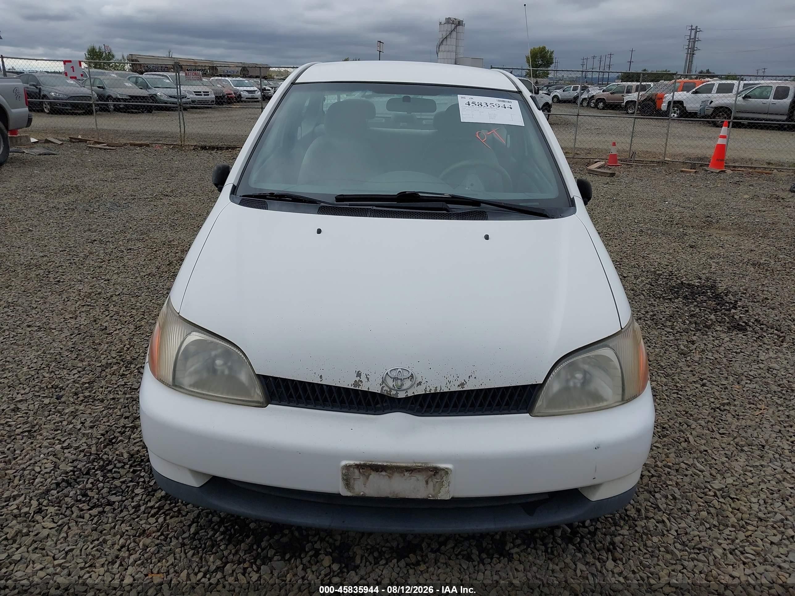 2000 Toyota Echo   White vin: JTDAT1237Y5003288