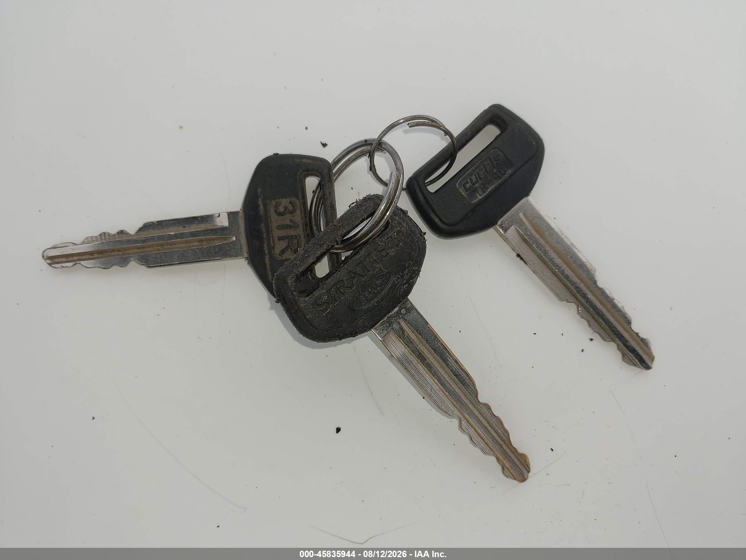 2000 Toyota Echo   White vin: JTDAT1237Y5003288