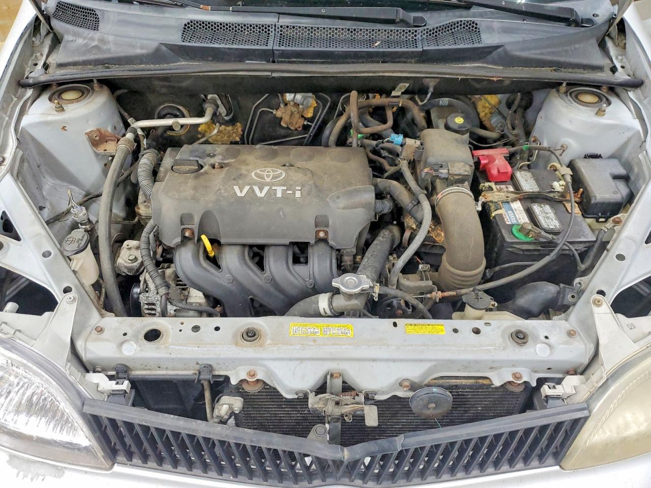 2000 Toyota Echo Серебряный vin: JTDAT1238Y0049838