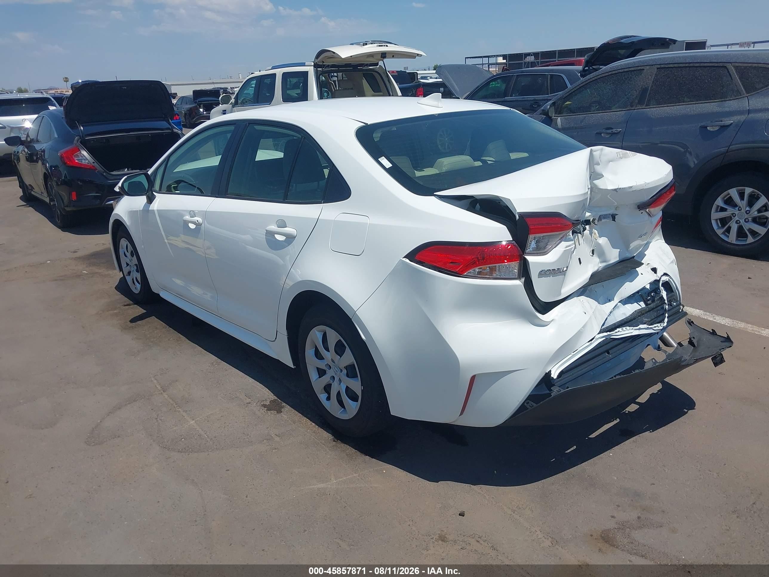 2026 Toyota Corolla Le Белый vin: JTDB4MEE1T3043810