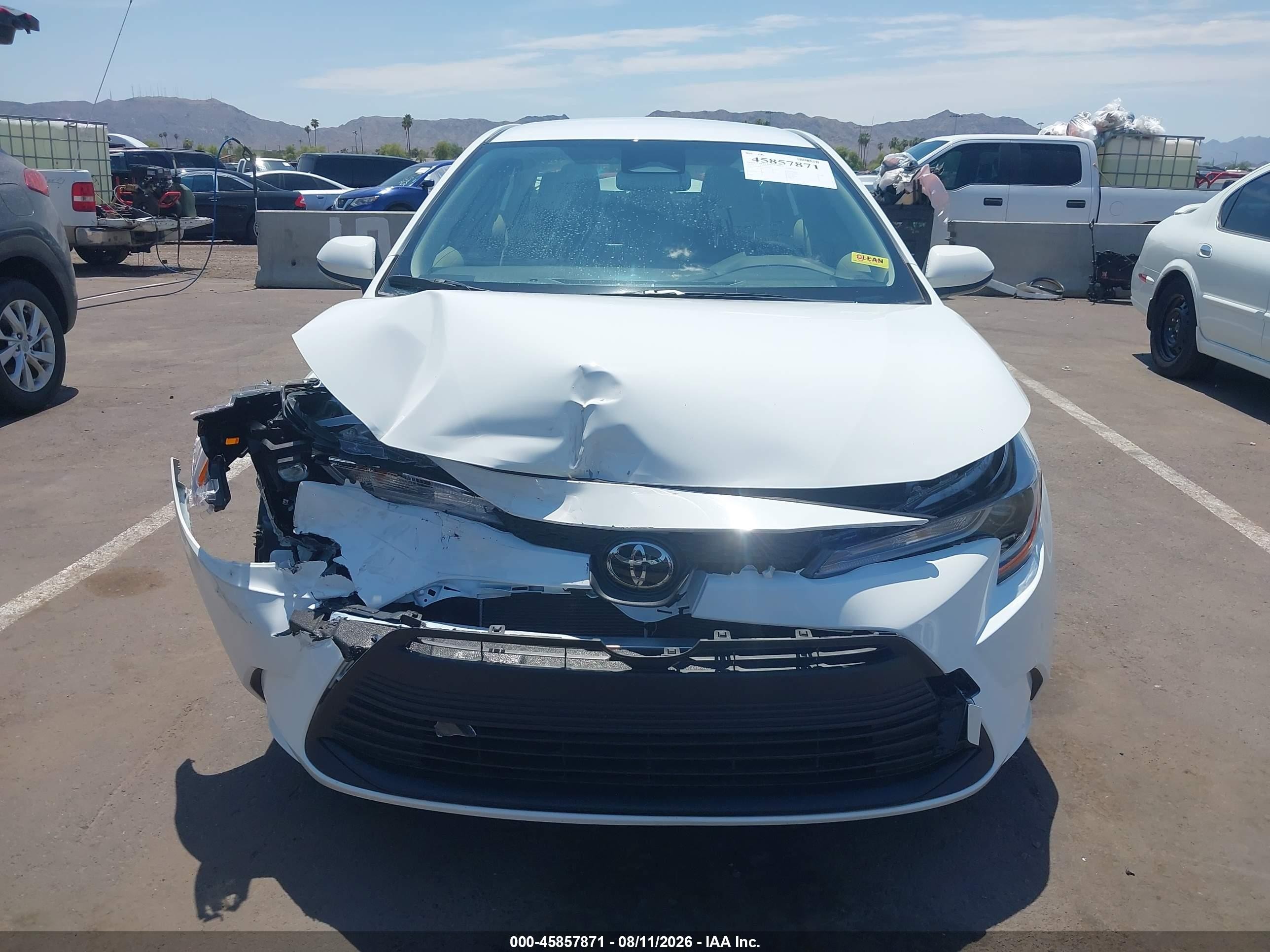 2026 Toyota Corolla Le Белый vin: JTDB4MEE1T3043810