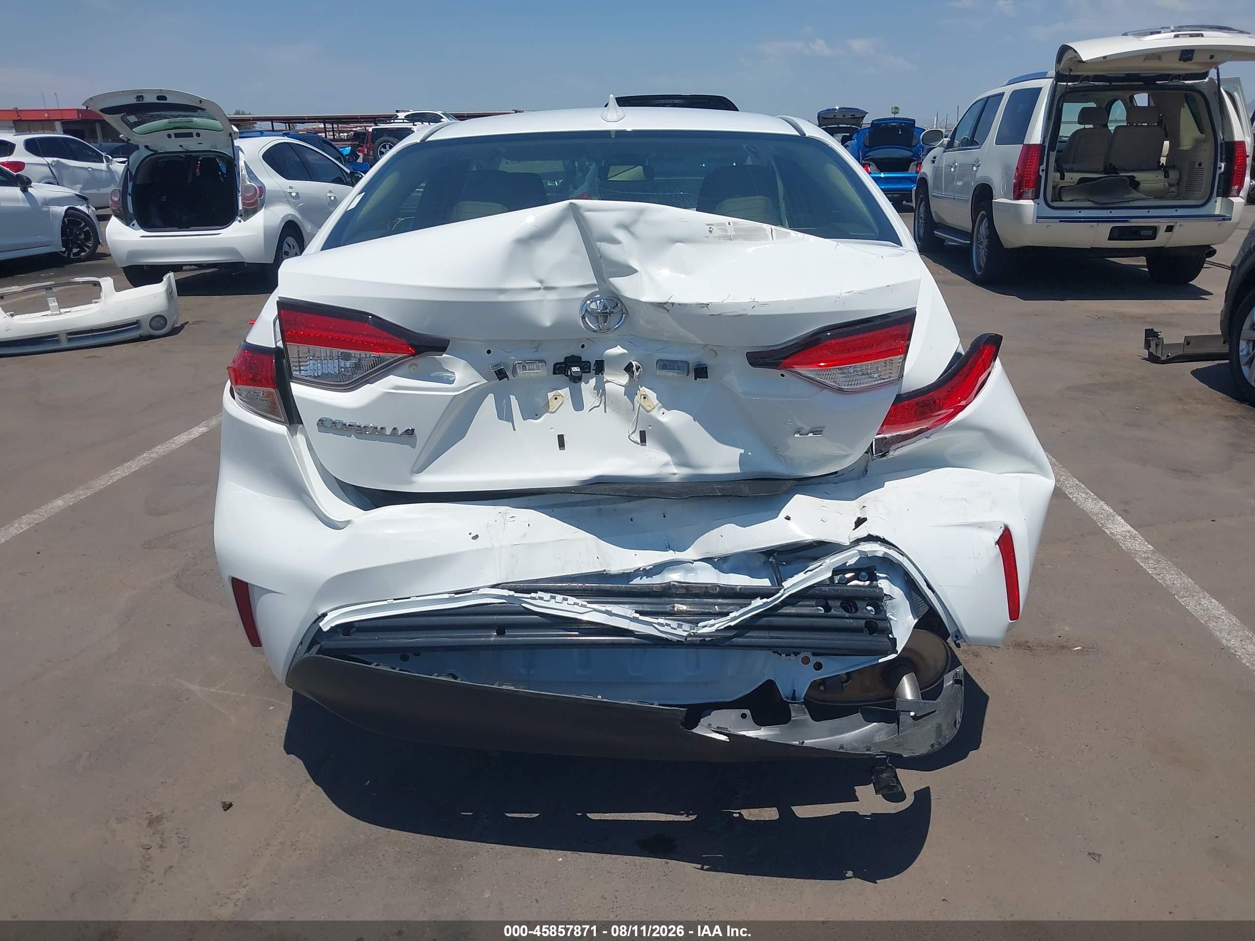 2026 Toyota Corolla Le Белый vin: JTDB4MEE1T3043810