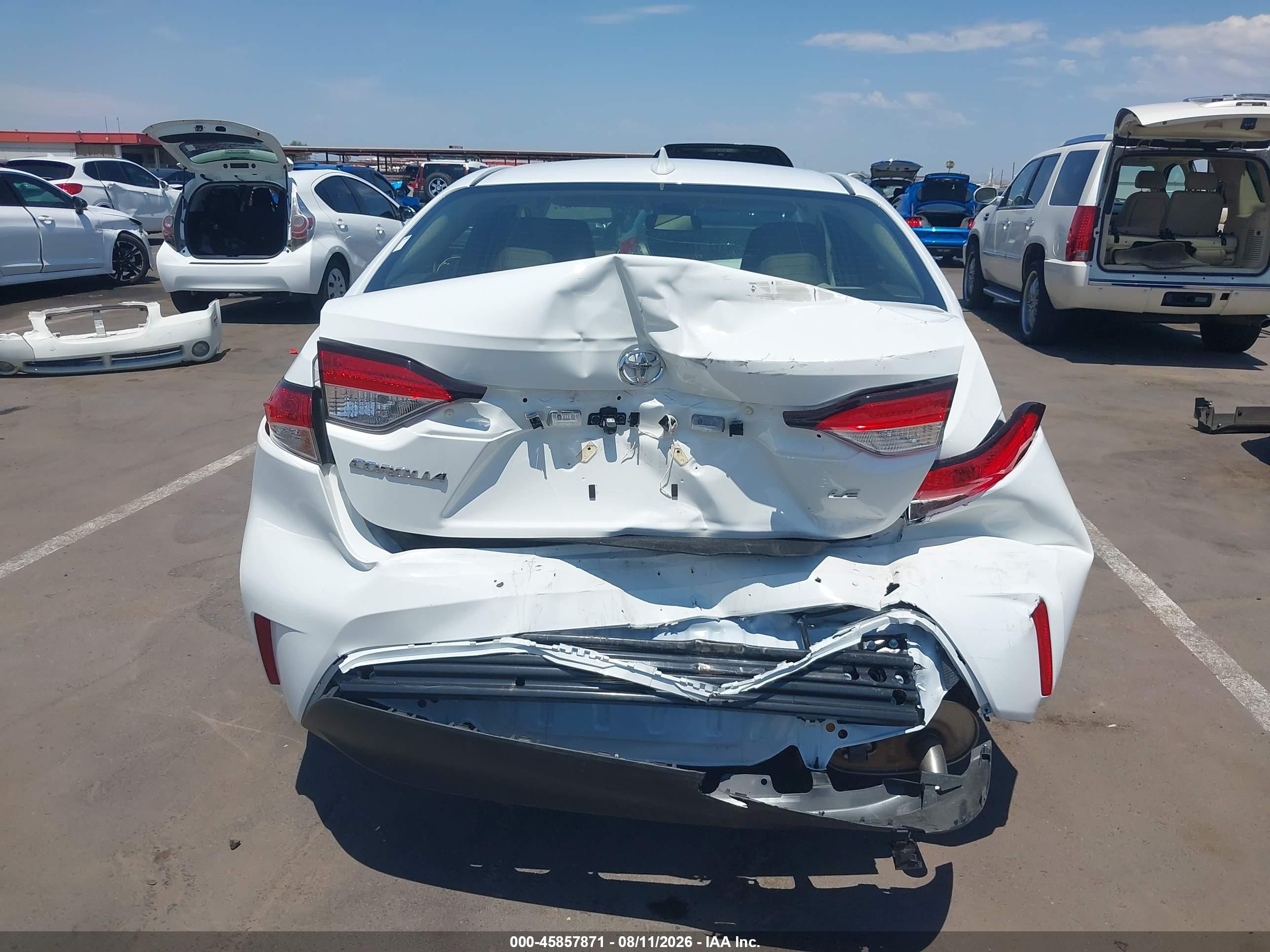 2026 Toyota Corolla Le Белый vin: JTDB4MEE1T3043810