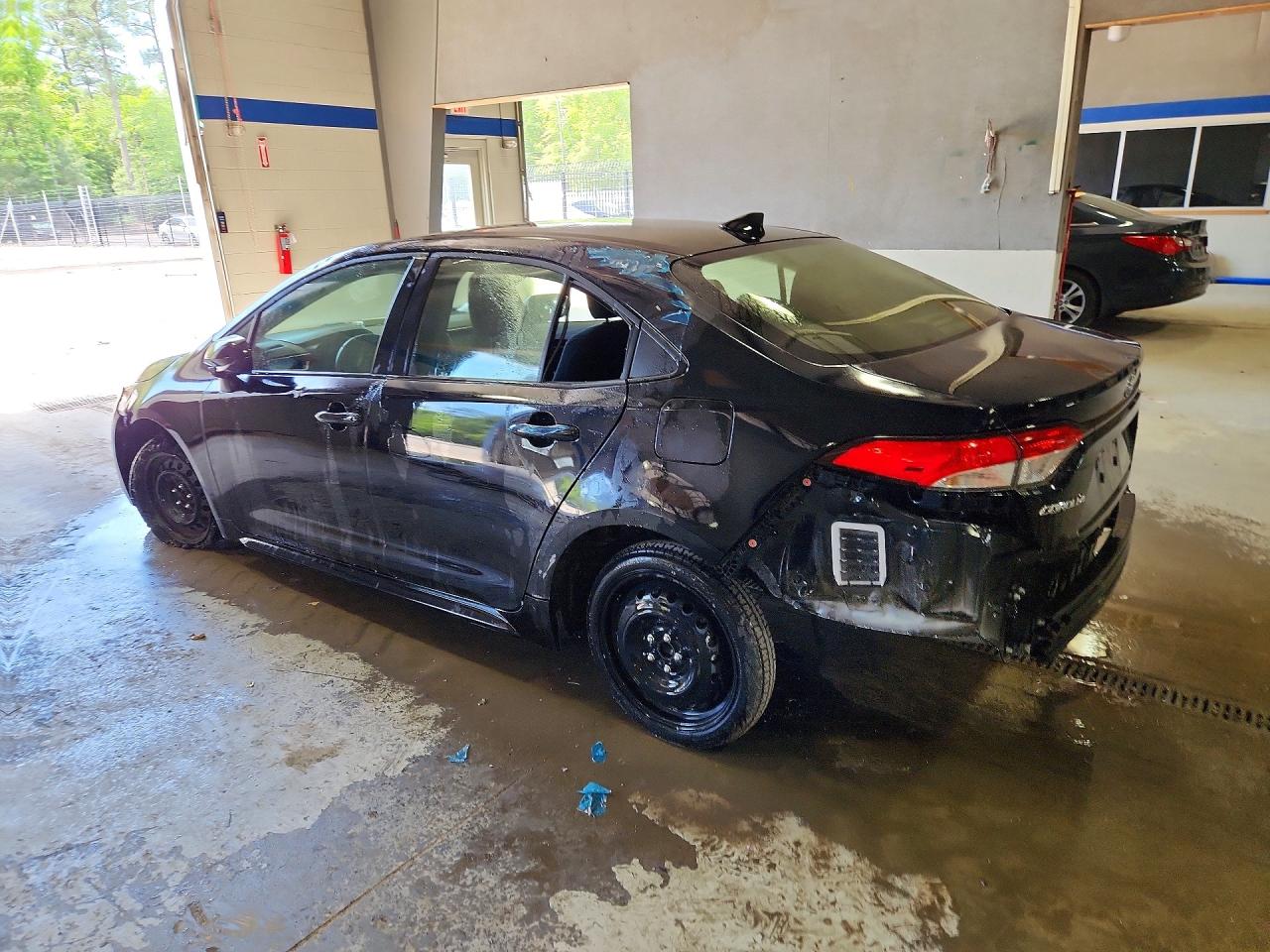 2024 Toyota Corolla Le Black vin: JTDB4MEE4R3016643