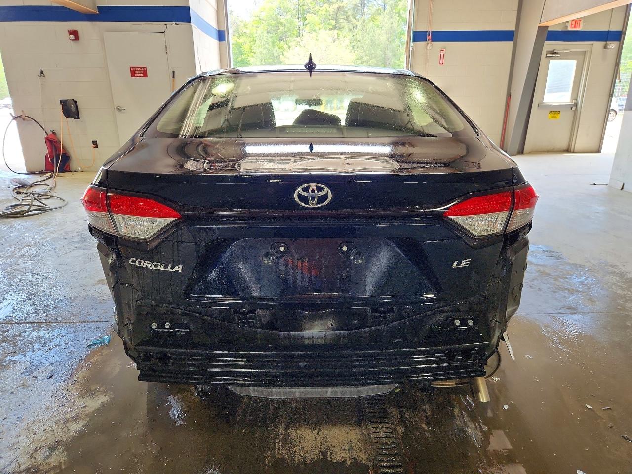 2024 Toyota Corolla Le Black vin: JTDB4MEE4R3016643