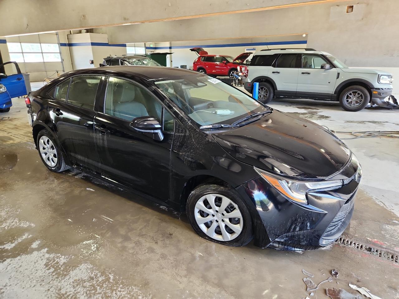 2024 Toyota Corolla Le Black vin: JTDB4MEE4R3016643 Damage: Right Front Tire, Flat, Repair Required
