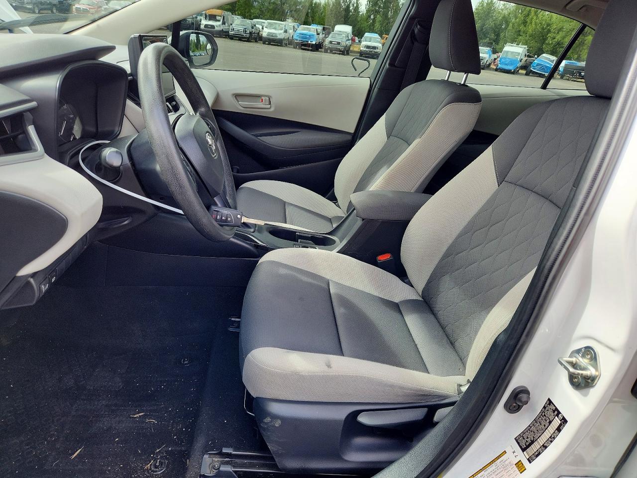 2024 Toyota Corolla Le White vin: JTDB4MEE5RJ014959